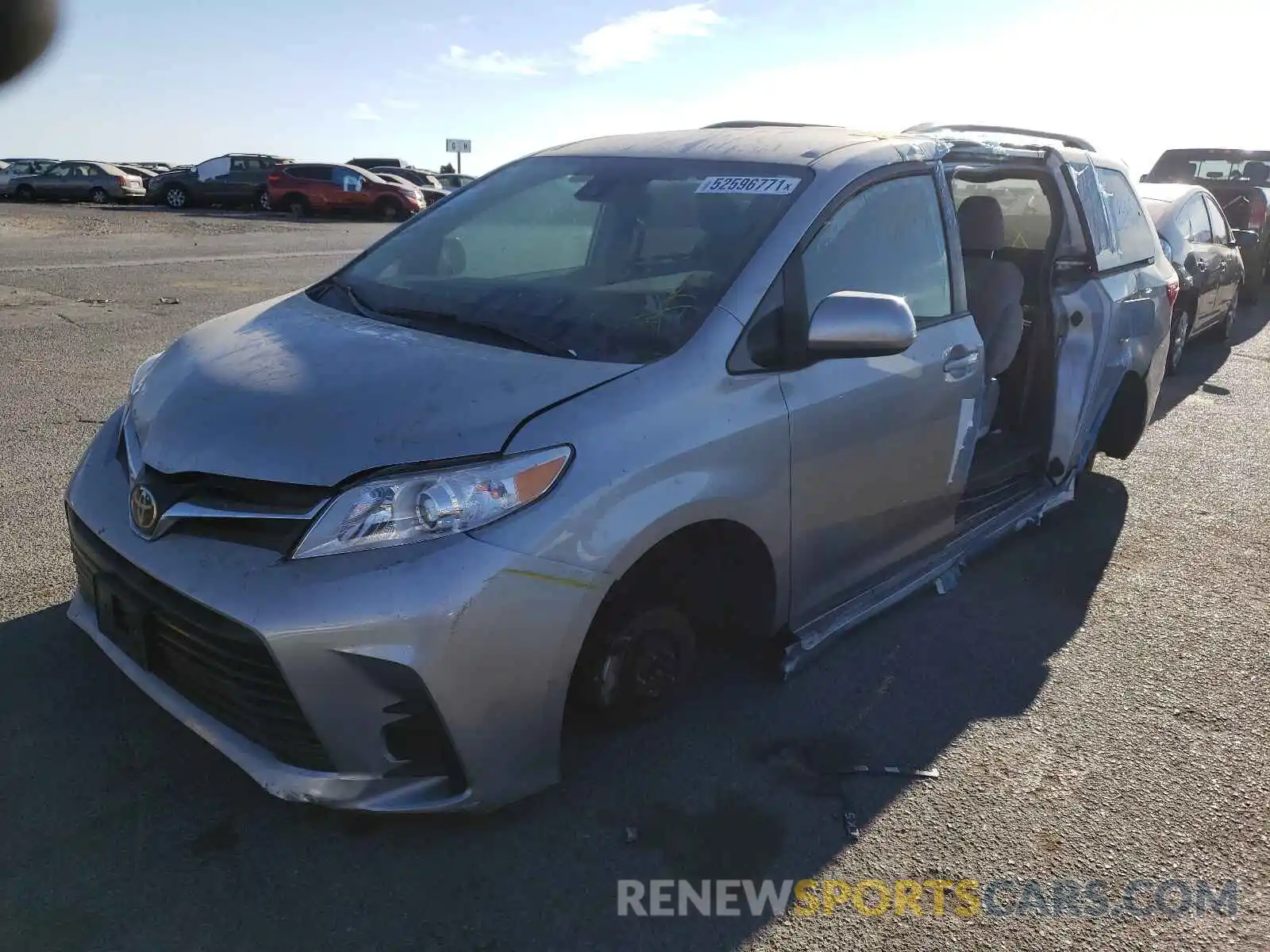 2 Photograph of a damaged car 5TDKZ3DC7KS986034 TOYOTA SIENNA 2019