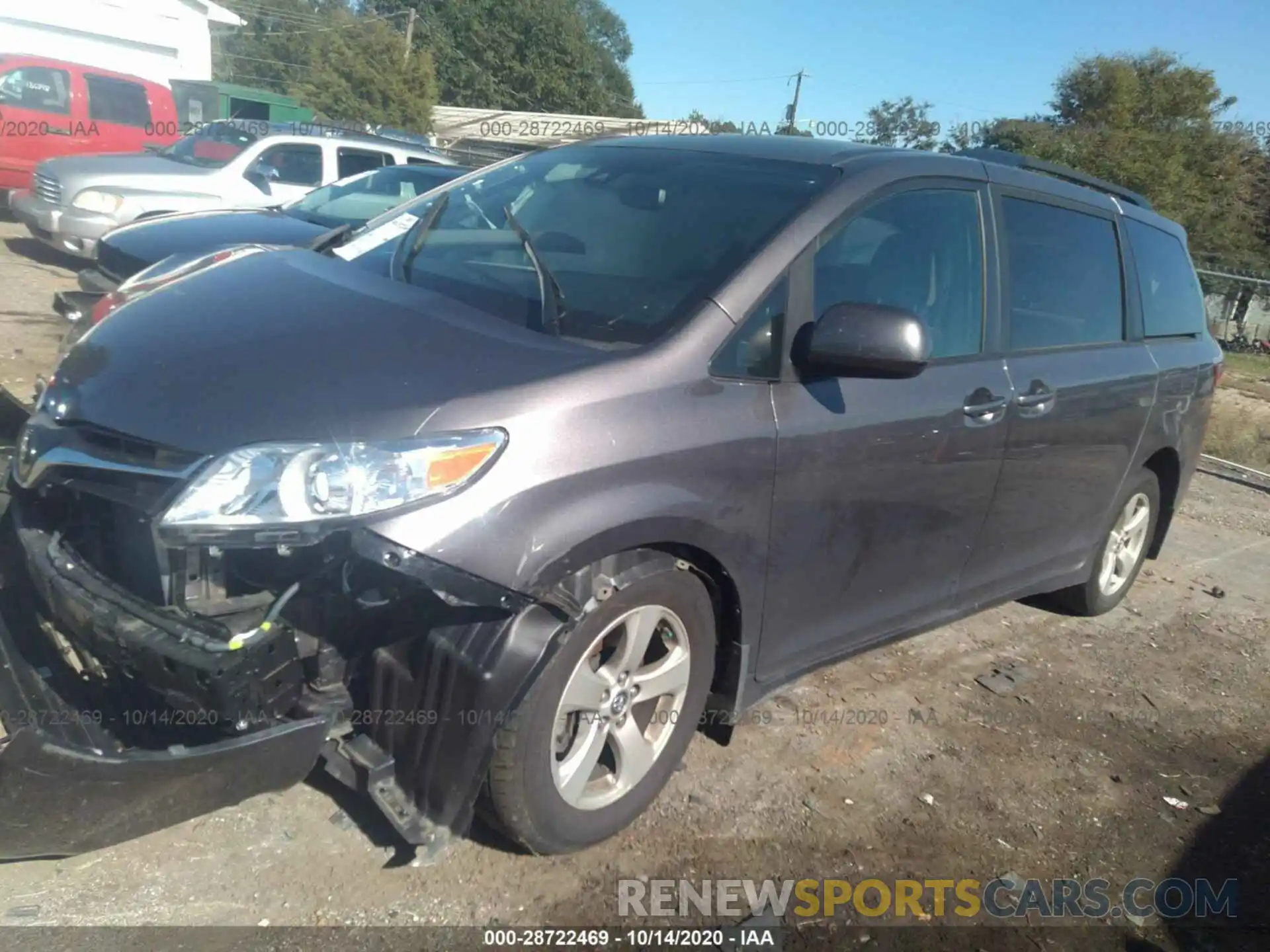 2 Photograph of a damaged car 5TDKZ3DC7KS999088 TOYOTA SIENNA 2019