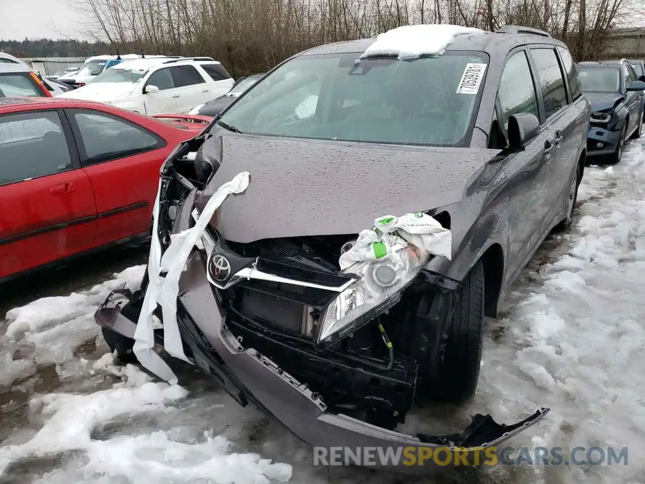 2 Photograph of a damaged car 5TDKZ3DC8KS006522 TOYOTA SIENNA 2019