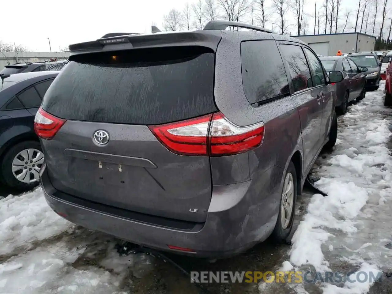 4 Фотография поврежденного автомобиля 5TDKZ3DC8KS006522 TOYOTA SIENNA 2019