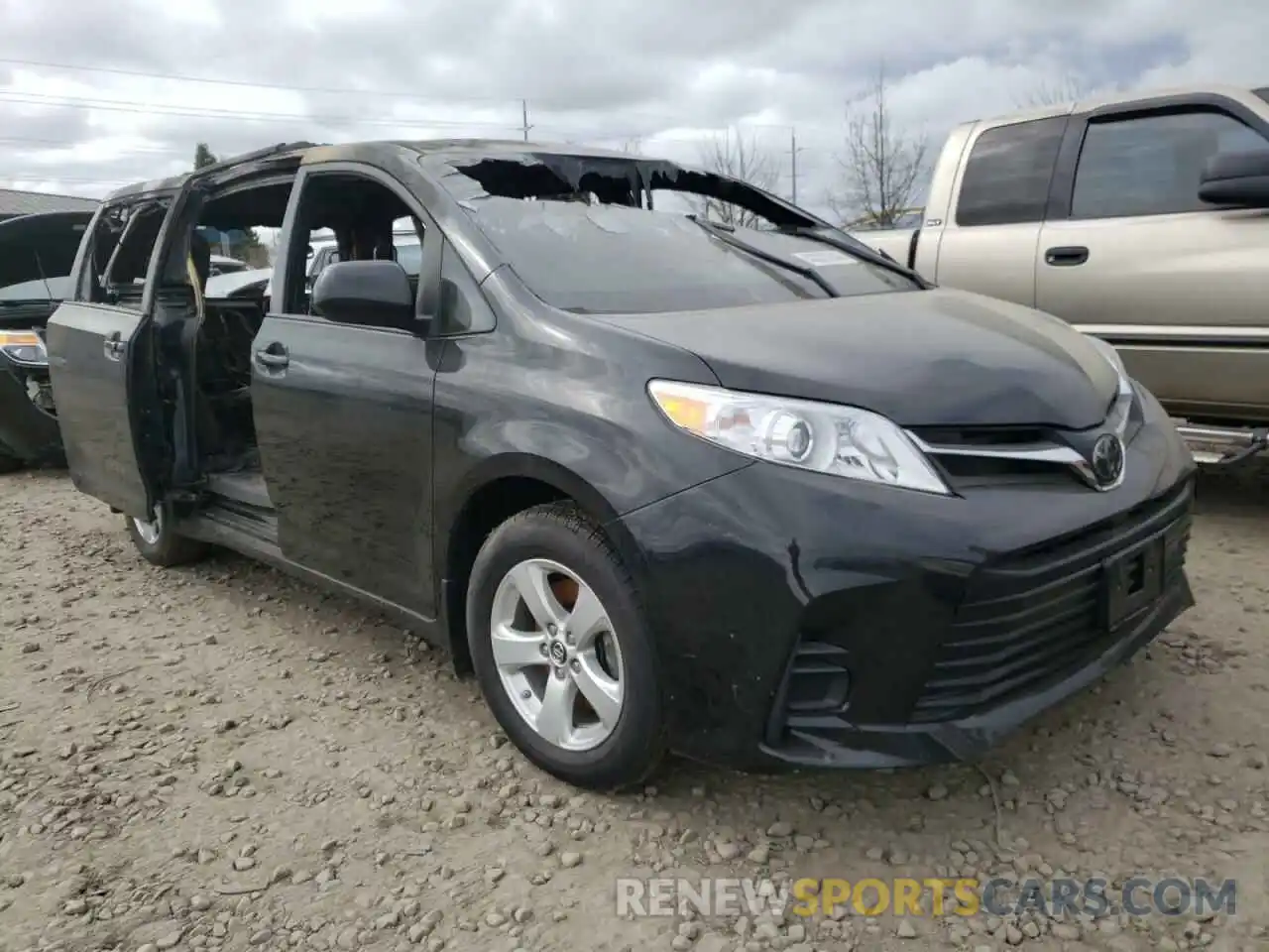 1 Photograph of a damaged car 5TDKZ3DC8KS019948 TOYOTA SIENNA 2019