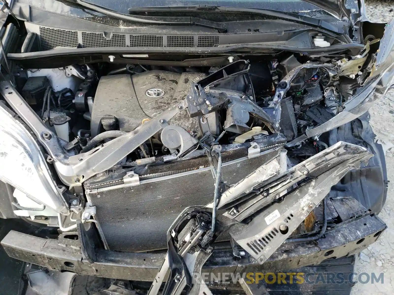 7 Photograph of a damaged car 5TDKZ3DC8KS968156 TOYOTA SIENNA 2019
