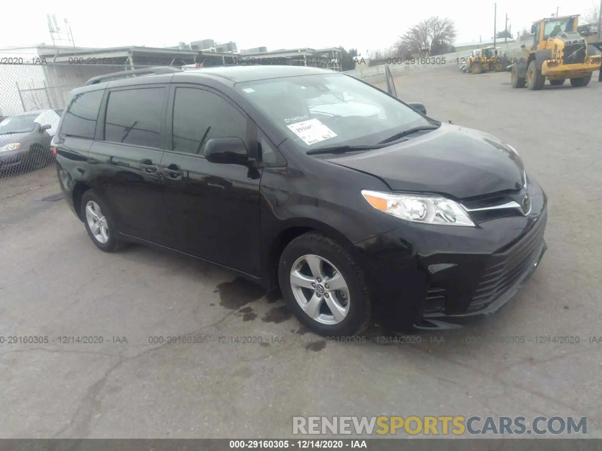 1 Photograph of a damaged car 5TDKZ3DC8KS968819 TOYOTA SIENNA 2019