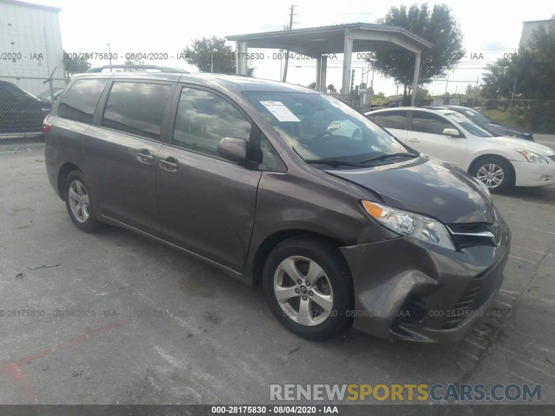 1 Photograph of a damaged car 5TDKZ3DC8KS970702 TOYOTA SIENNA 2019