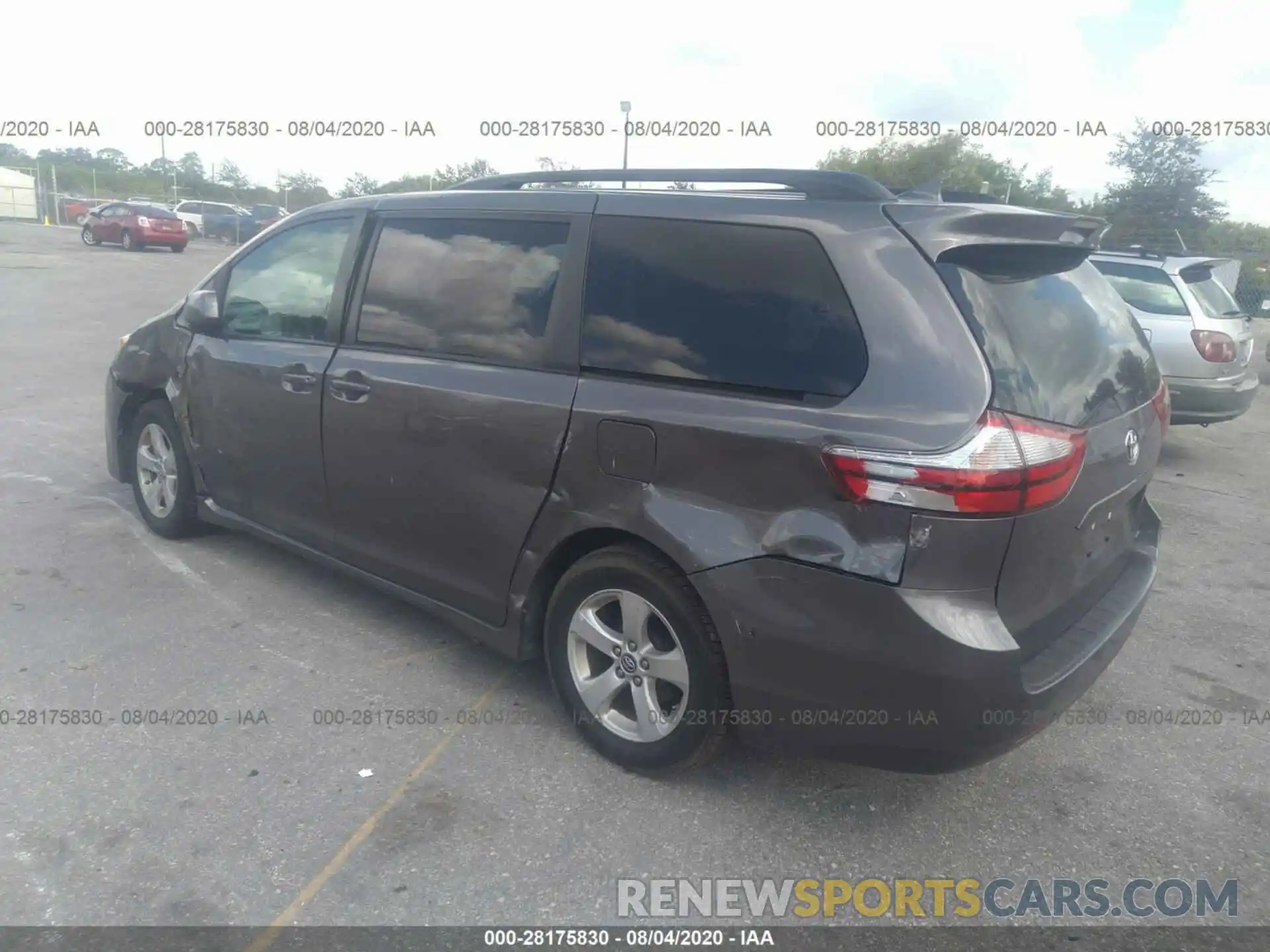 3 Photograph of a damaged car 5TDKZ3DC8KS970702 TOYOTA SIENNA 2019