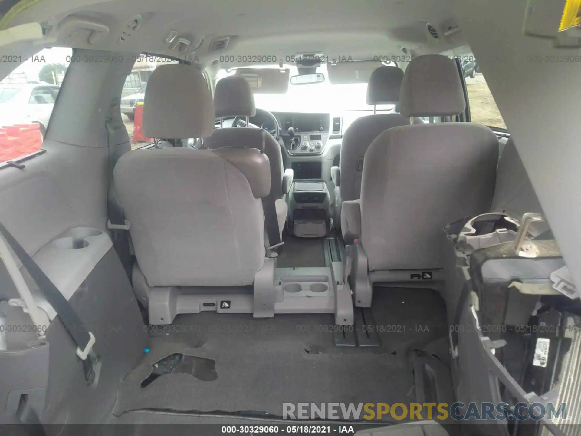 6 Photograph of a damaged car 5TDKZ3DC8KS976371 TOYOTA SIENNA 2019