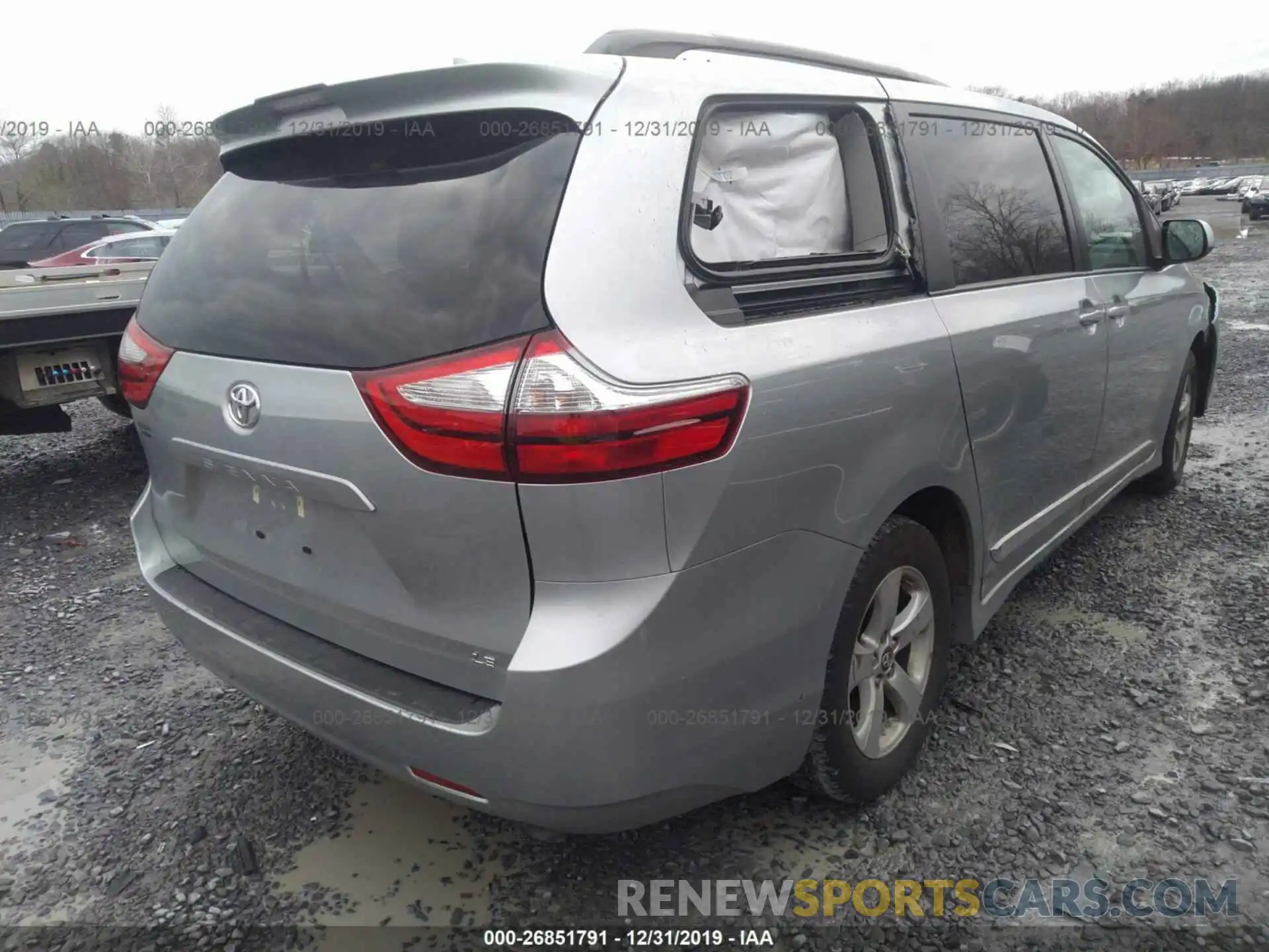 4 Фотография поврежденного автомобиля 5TDKZ3DC8KS985958 TOYOTA SIENNA 2019