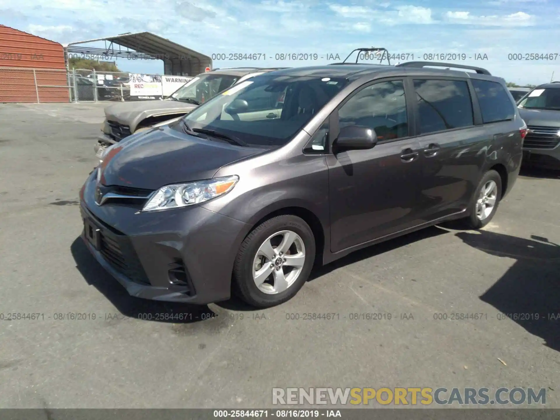 2 Photograph of a damaged car 5TDKZ3DC8KS986060 TOYOTA SIENNA 2019