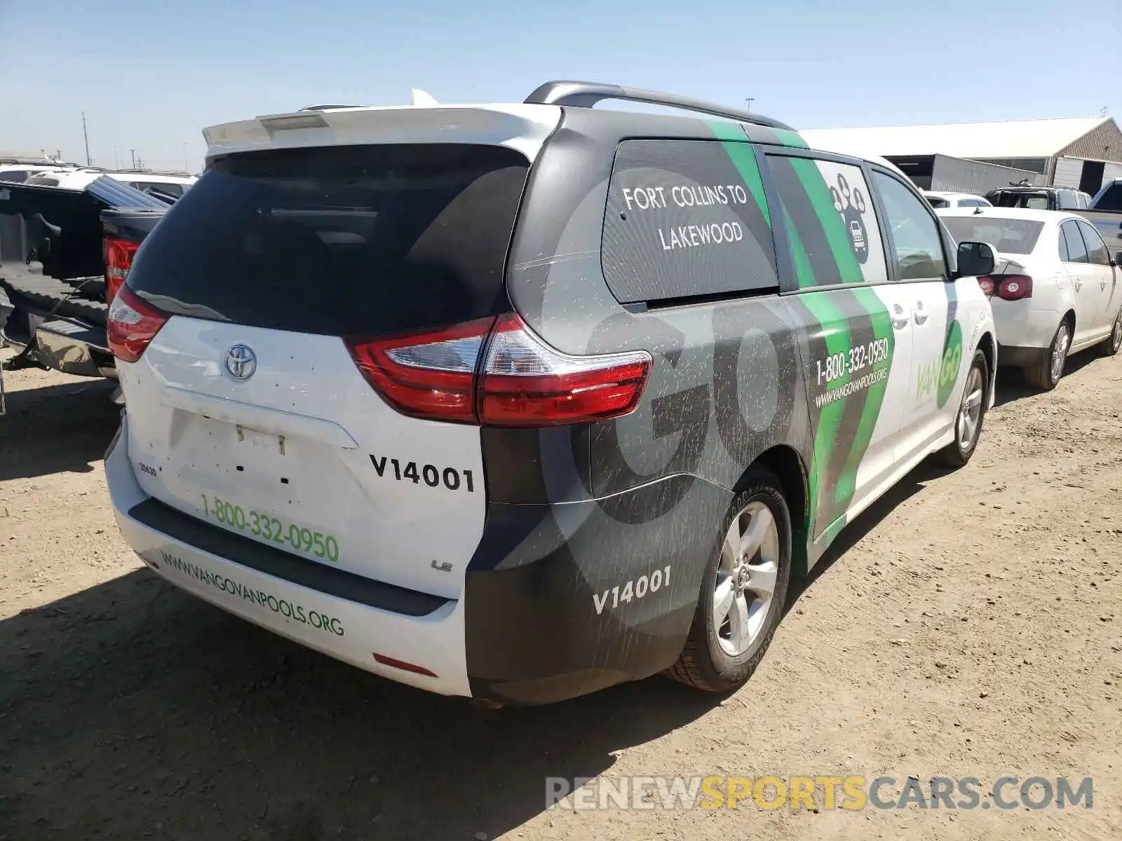 4 Photograph of a damaged car 5TDKZ3DC8KS994031 TOYOTA SIENNA 2019