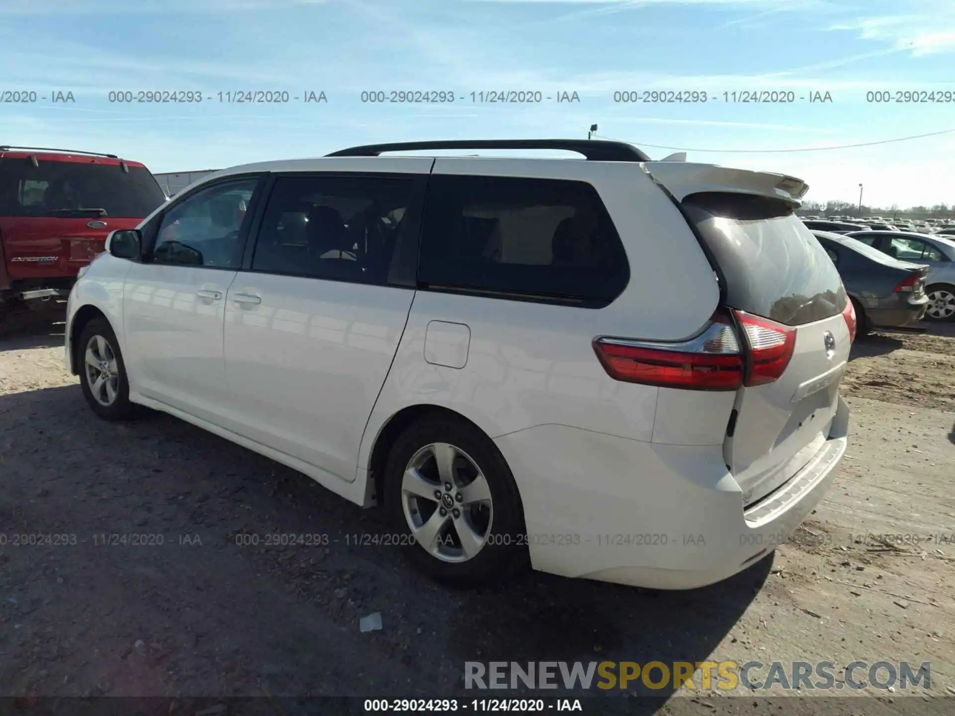 3 Фотография поврежденного автомобиля 5TDKZ3DC8KS997141 TOYOTA SIENNA 2019