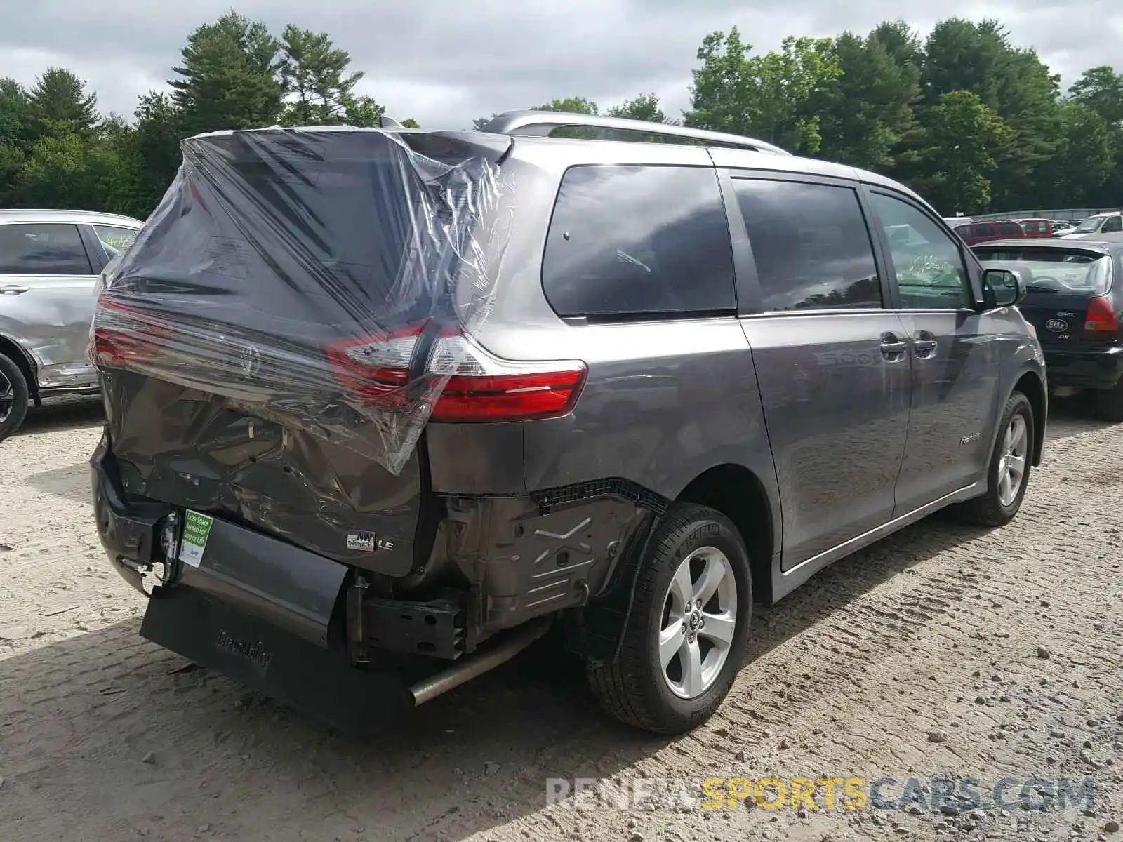 4 Фотография поврежденного автомобиля 5TDKZ3DC9KS012832 TOYOTA SIENNA 2019