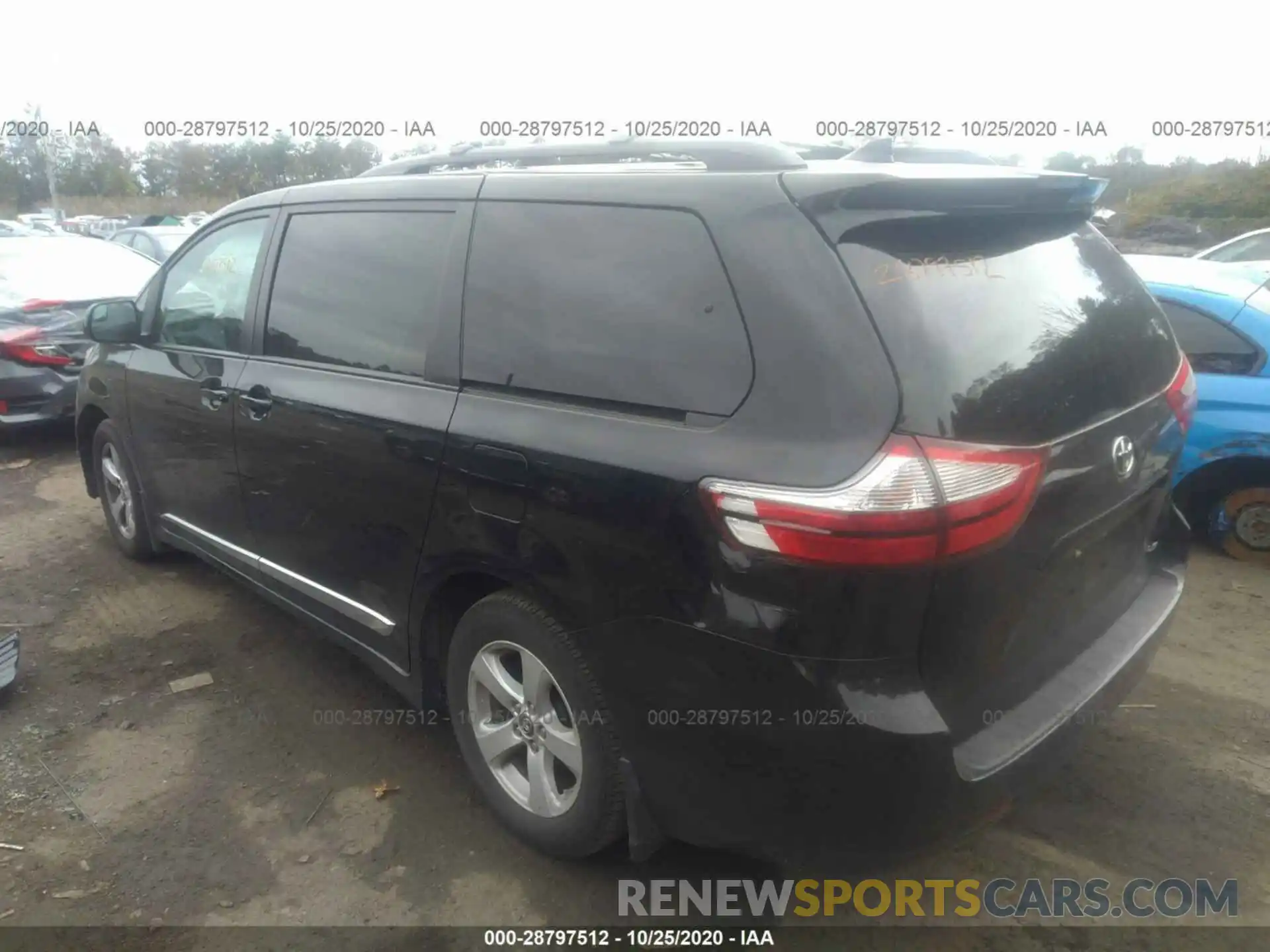 3 Фотография поврежденного автомобиля 5TDKZ3DC9KS016380 TOYOTA SIENNA 2019