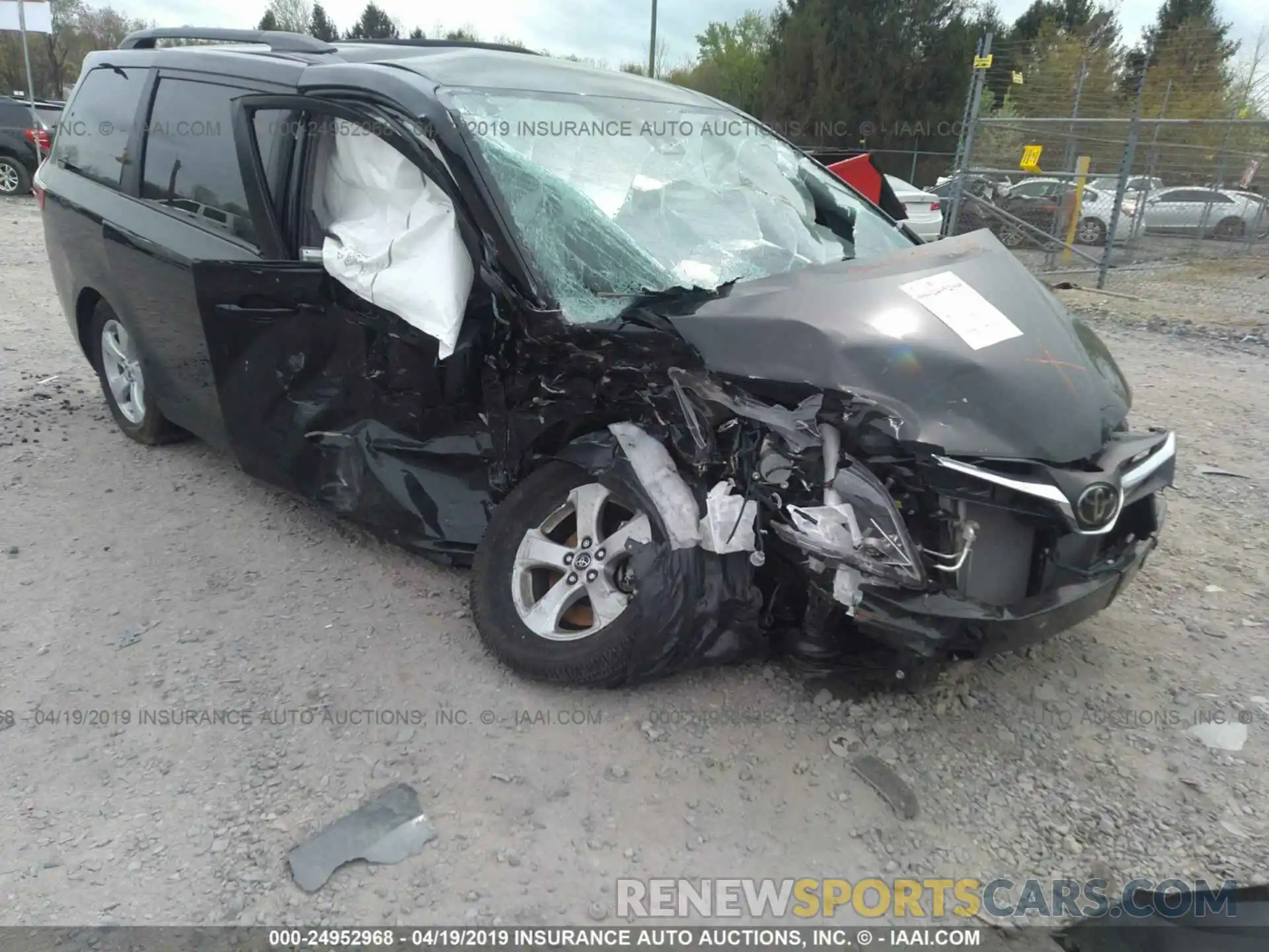 6 Фотография поврежденного автомобиля 5TDKZ3DC9KS968649 TOYOTA SIENNA 2019