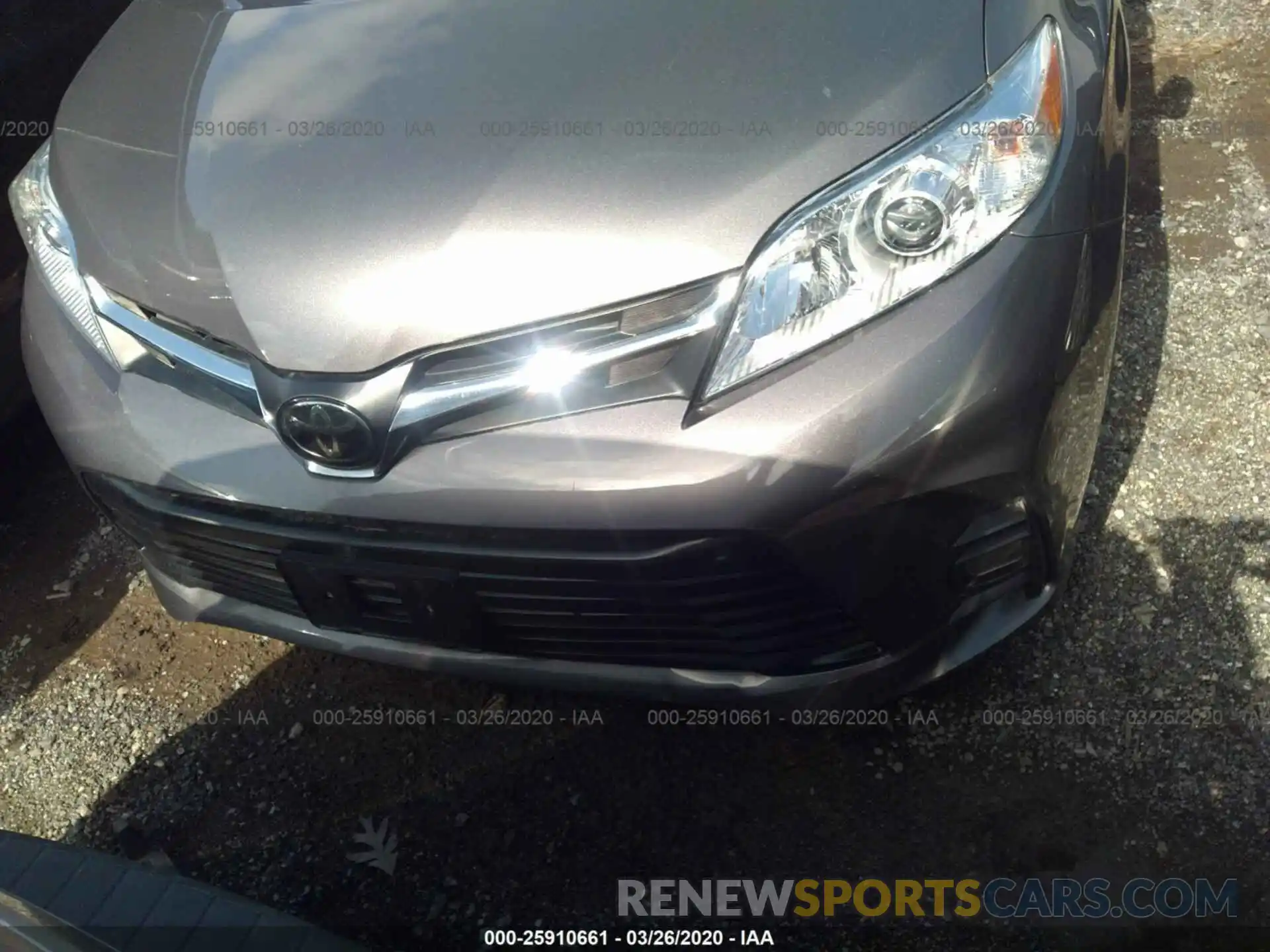 6 Photograph of a damaged car 5TDKZ3DC9KS969543 TOYOTA SIENNA 2019