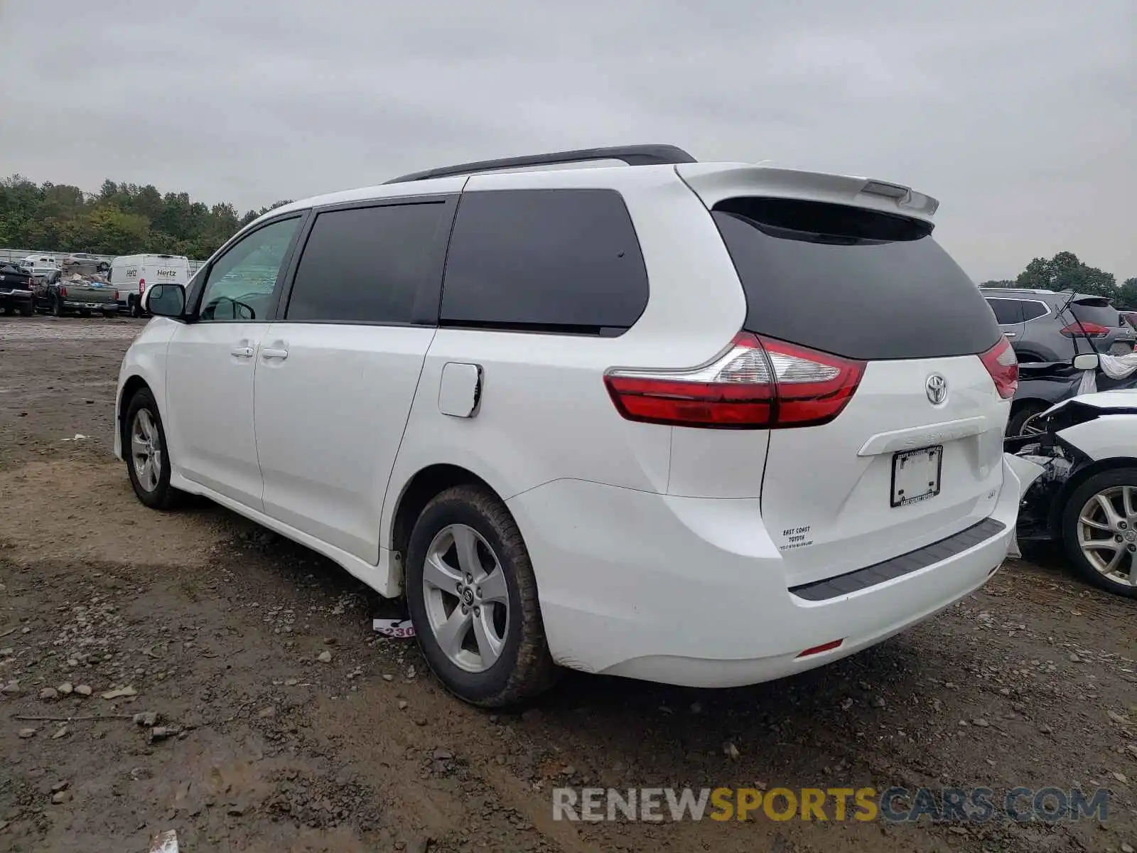 3 Photograph of a damaged car 5TDKZ3DC9KS981188 TOYOTA SIENNA 2019