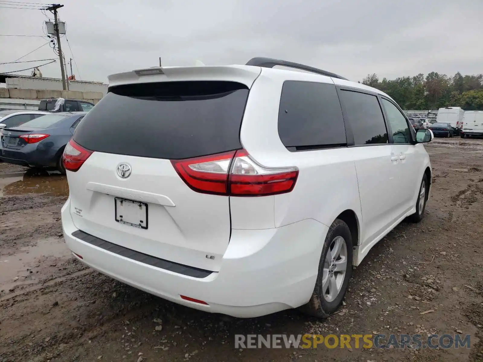 4 Фотография поврежденного автомобиля 5TDKZ3DC9KS981188 TOYOTA SIENNA 2019