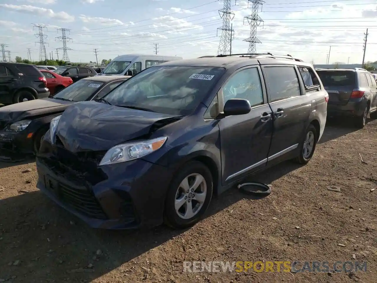 2 Фотография поврежденного автомобиля 5TDKZ3DC9KS982728 TOYOTA SIENNA 2019