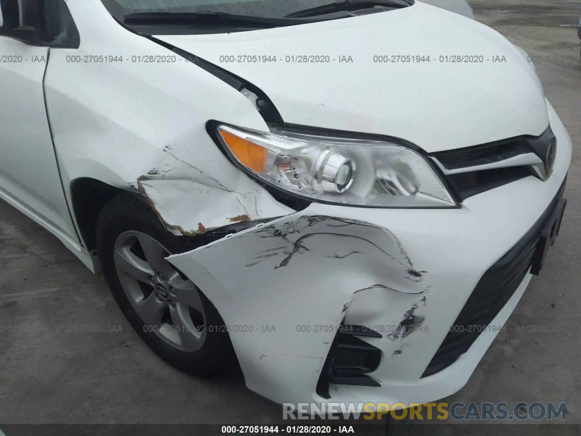 6 Photograph of a damaged car 5TDKZ3DCXKS005629 TOYOTA SIENNA 2019