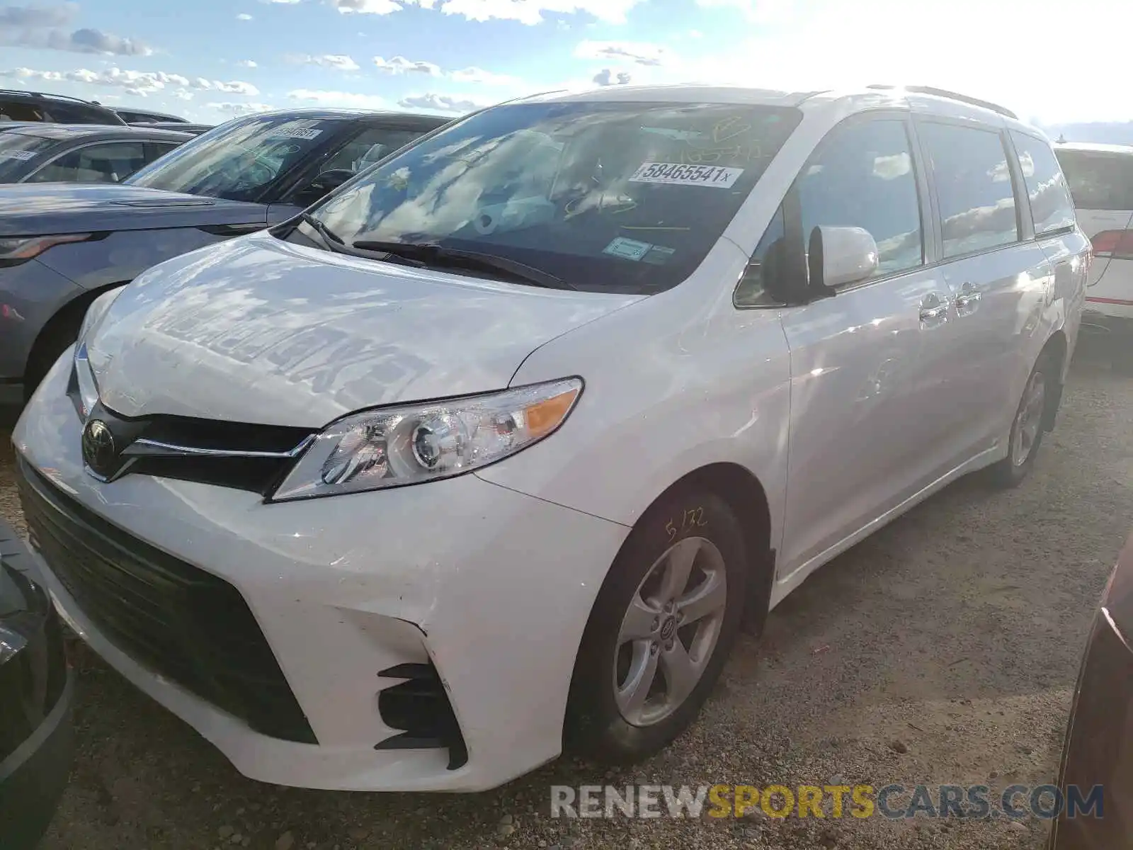 2 Фотография поврежденного автомобиля 5TDKZ3DCXKS020163 TOYOTA SIENNA 2019