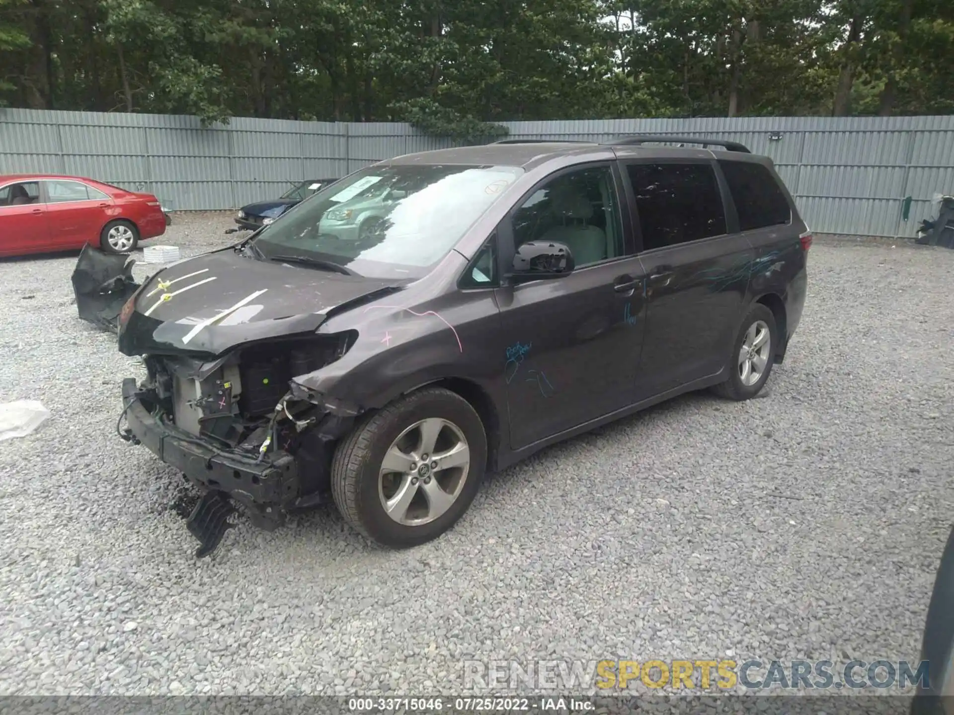 2 Фотография поврежденного автомобиля 5TDKZ3DCXKS968952 TOYOTA SIENNA 2019