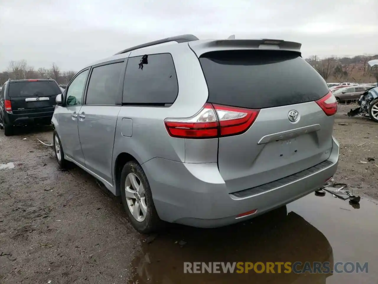 3 Photograph of a damaged car 5TDKZ3DCXKS981717 TOYOTA SIENNA 2019