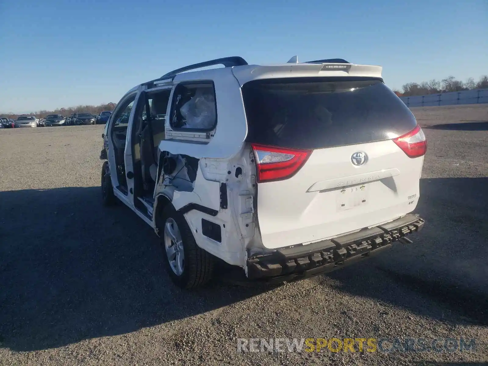 3 Photograph of a damaged car 5TDKZ3DCXKS982544 TOYOTA SIENNA 2019