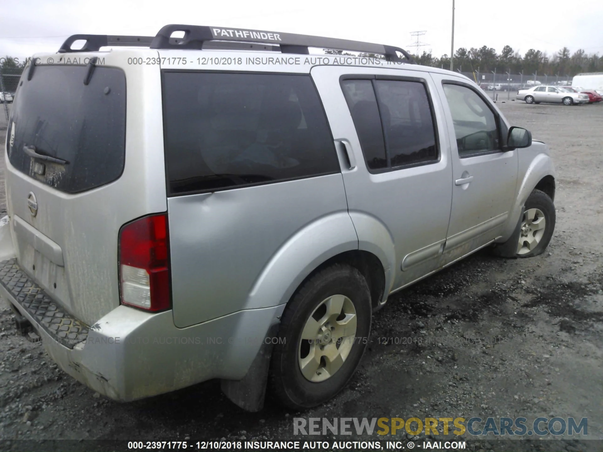 4 Photograph of a damaged car 5TDKZ3DCXKS996914 TOYOTA SIENNA 2019