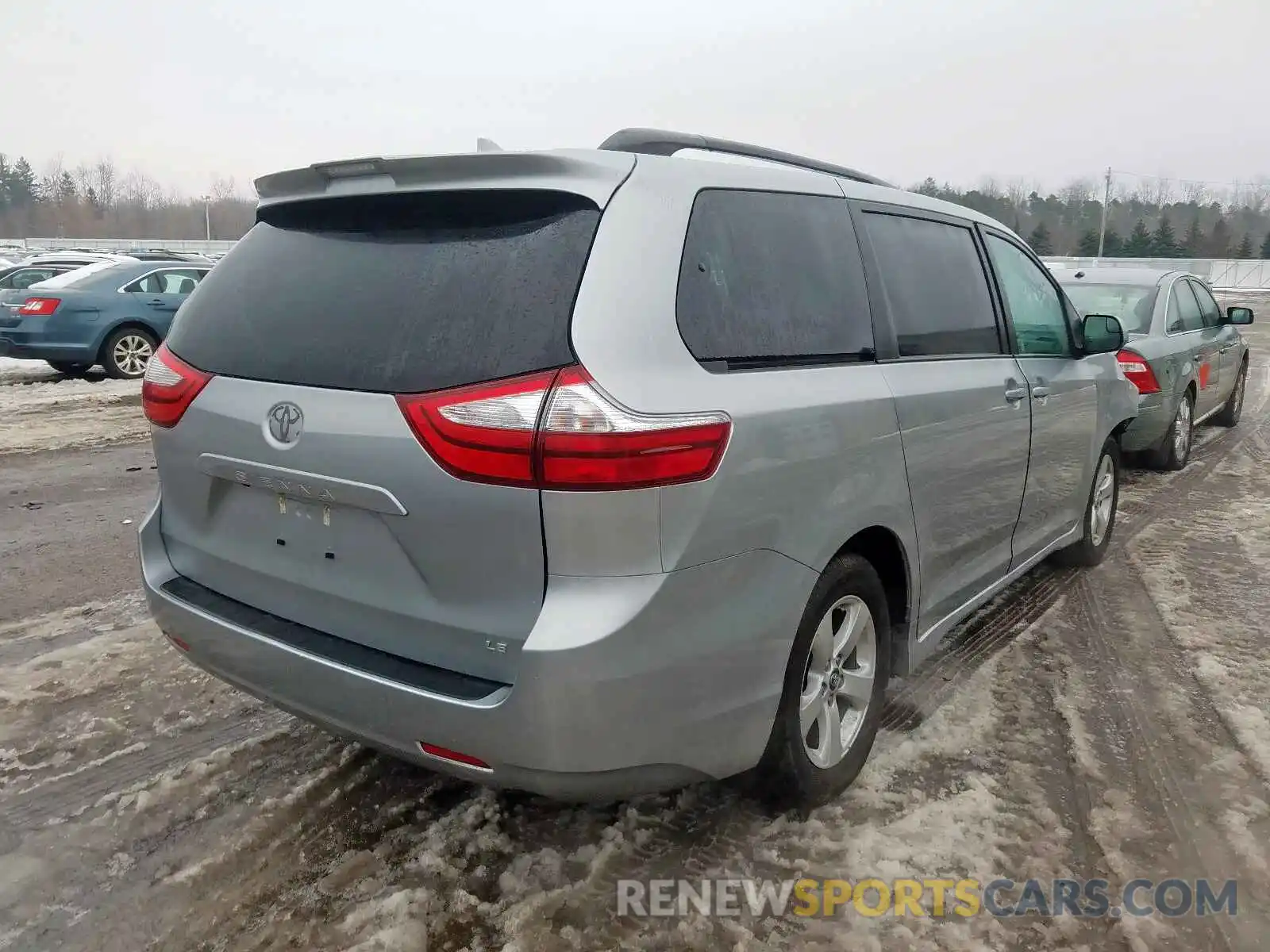 4 Фотография поврежденного автомобиля 5TDKZ3DCXKS998615 TOYOTA SIENNA 2019