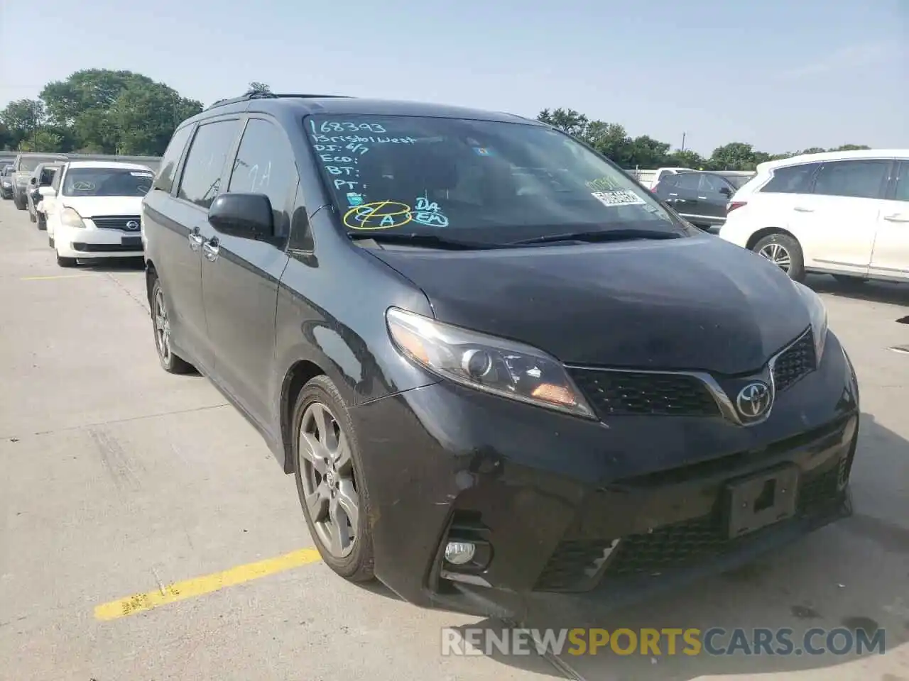 1 Photograph of a damaged car 5TDXZ3DC0KS003278 TOYOTA SIENNA 2019