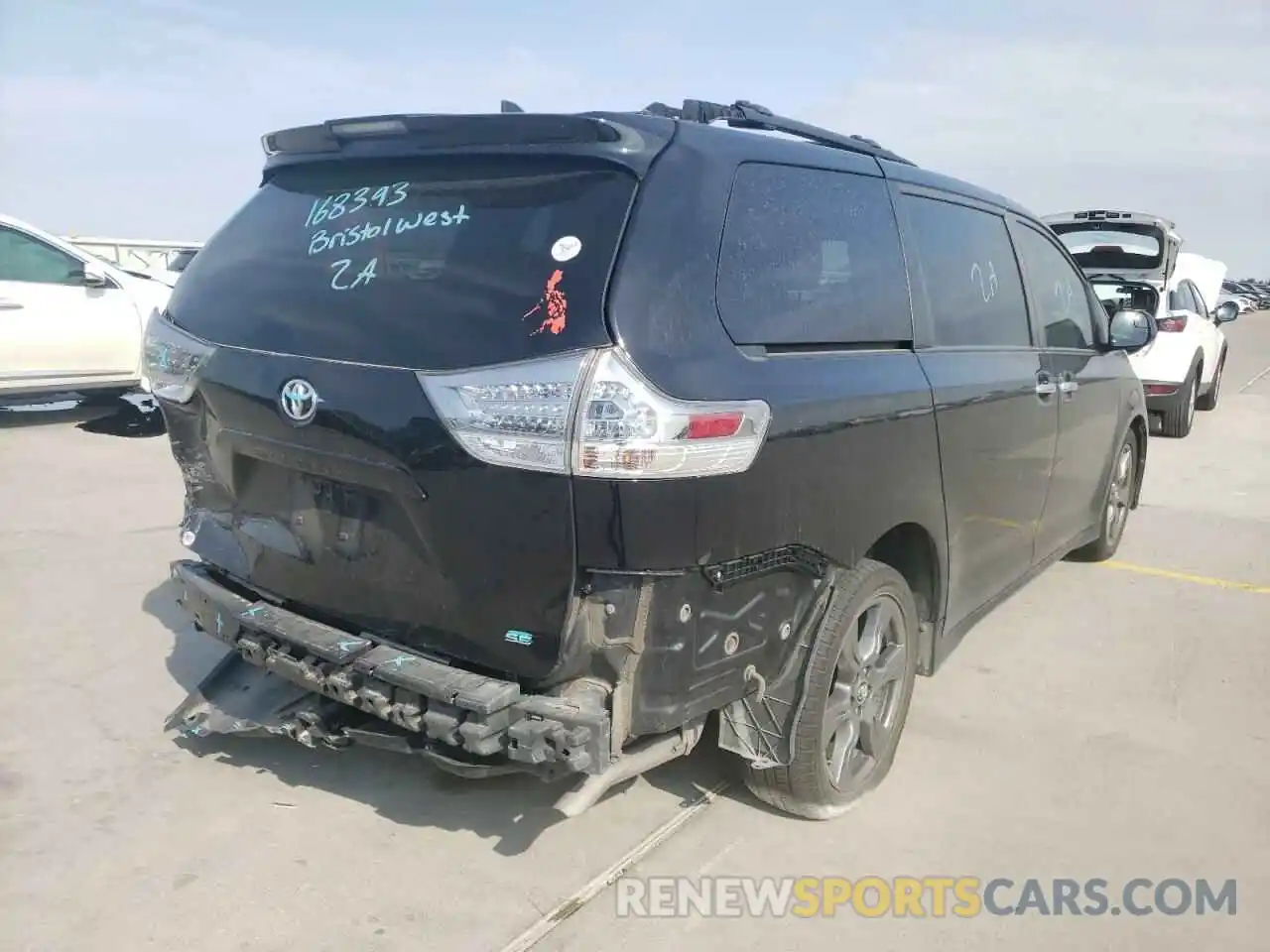 4 Фотография поврежденного автомобиля 5TDXZ3DC0KS003278 TOYOTA SIENNA 2019