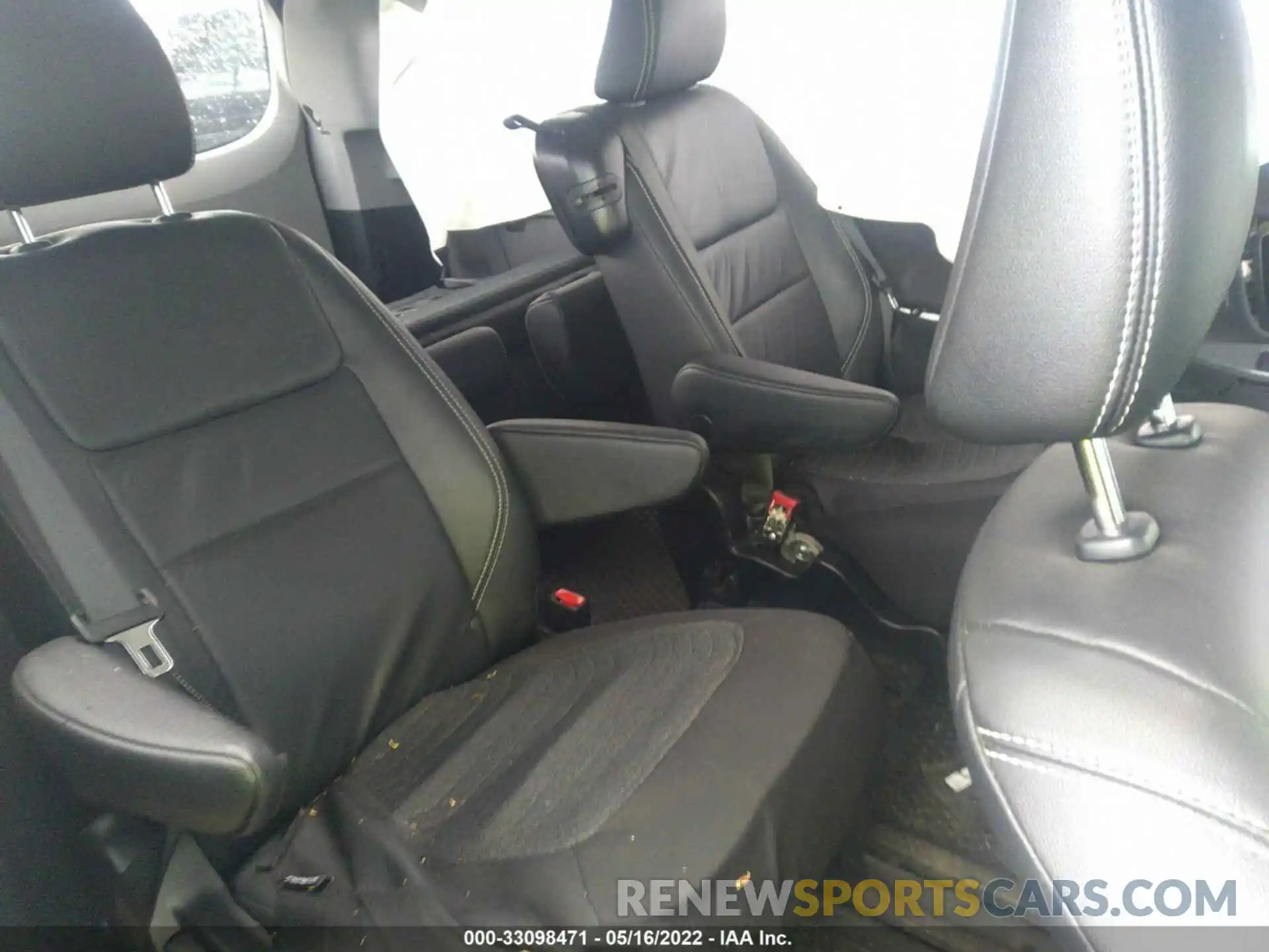 8 Фотография поврежденного автомобиля 5TDXZ3DC0KS008433 TOYOTA SIENNA 2019