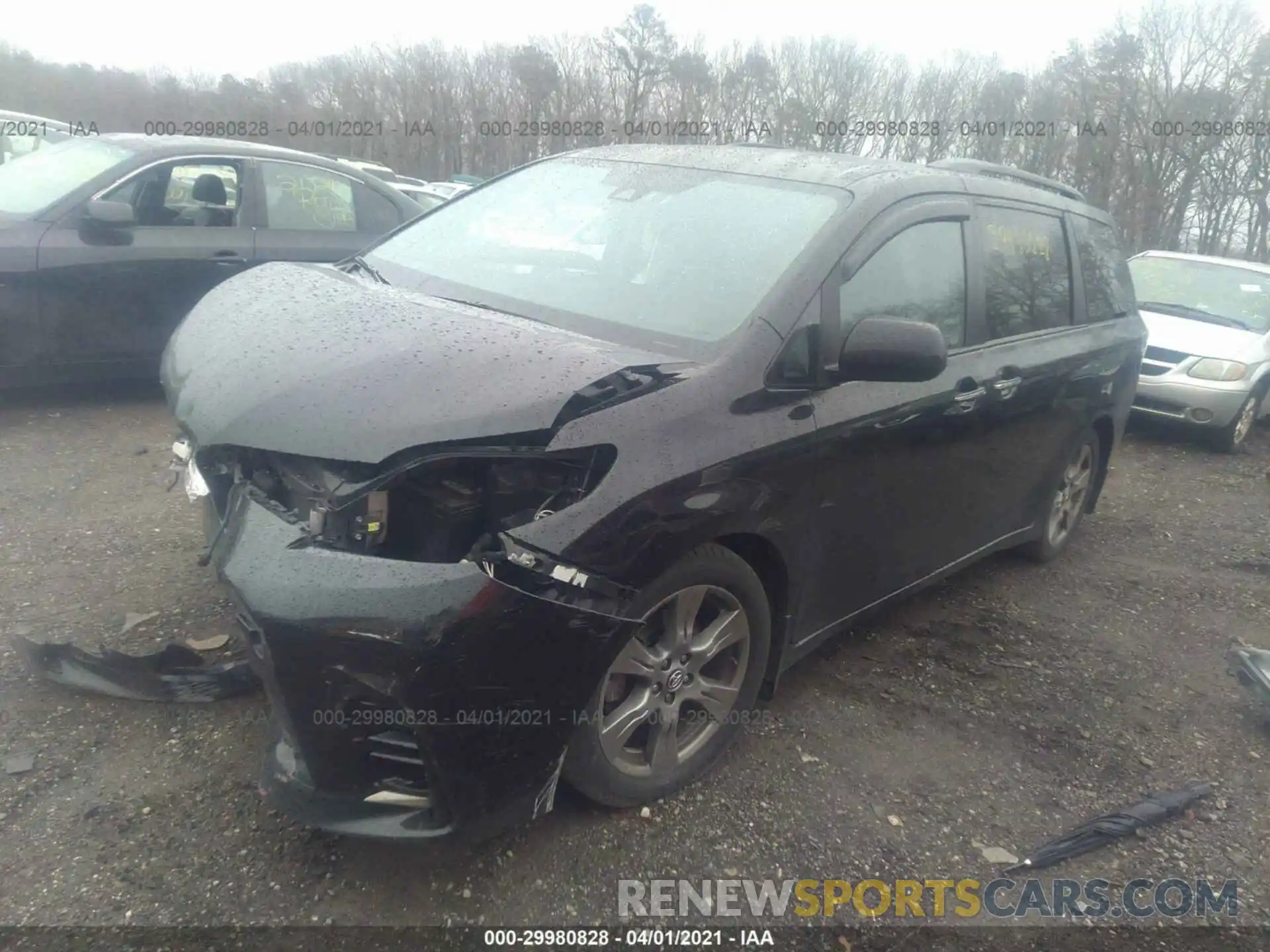 2 Фотография поврежденного автомобиля 5TDXZ3DC0KS988309 TOYOTA SIENNA 2019