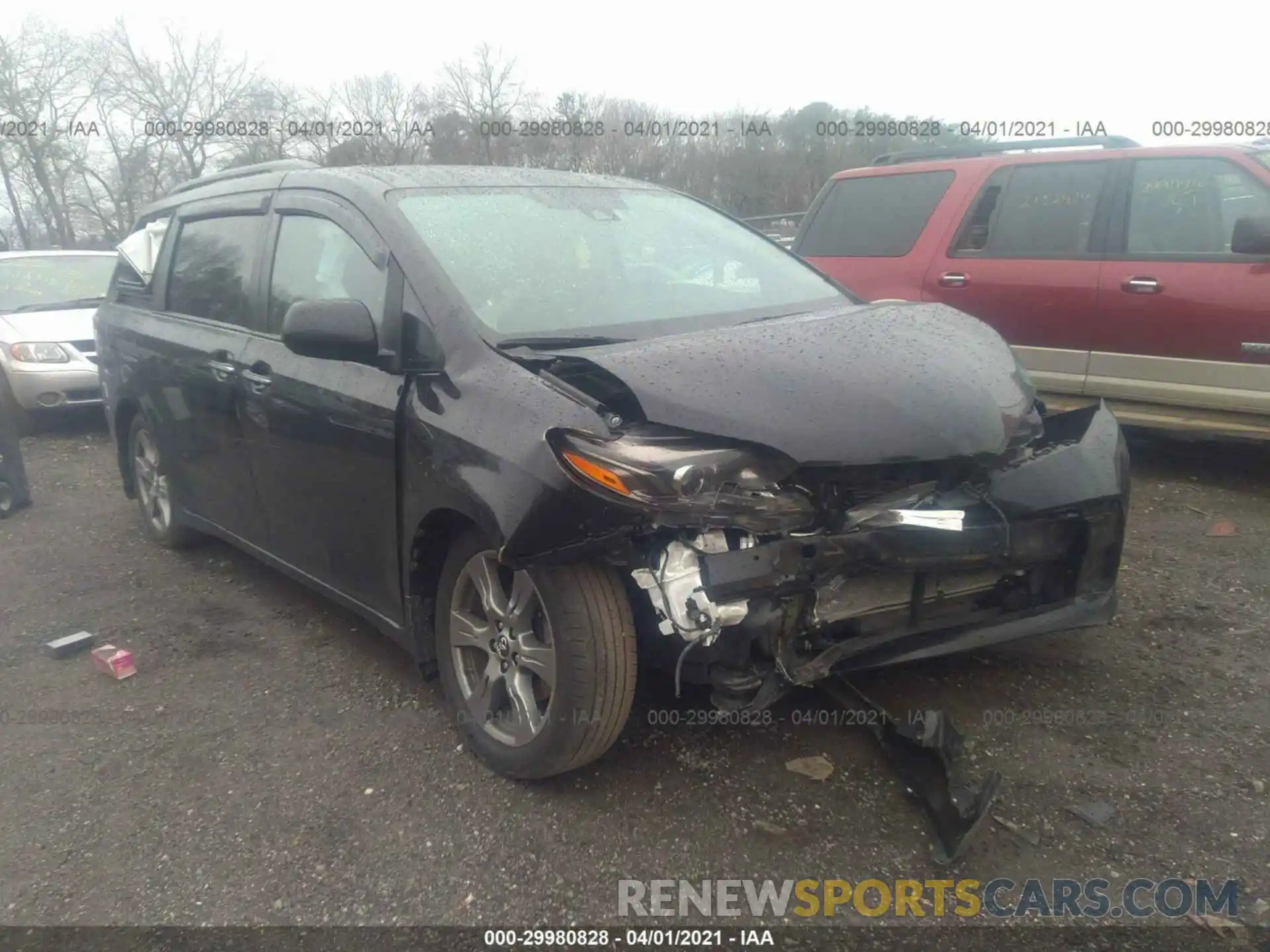 6 Photograph of a damaged car 5TDXZ3DC0KS988309 TOYOTA SIENNA 2019