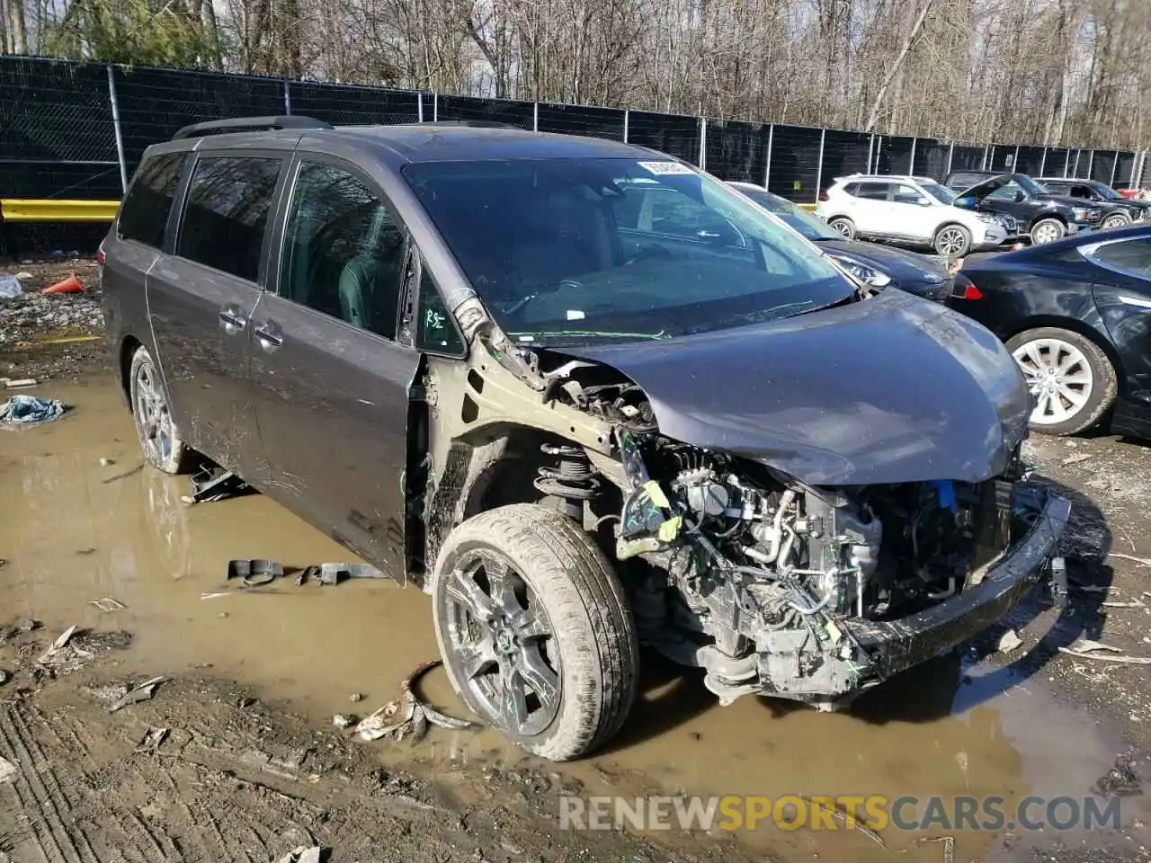 1 Photograph of a damaged car 5TDXZ3DC0KS992733 TOYOTA SIENNA 2019