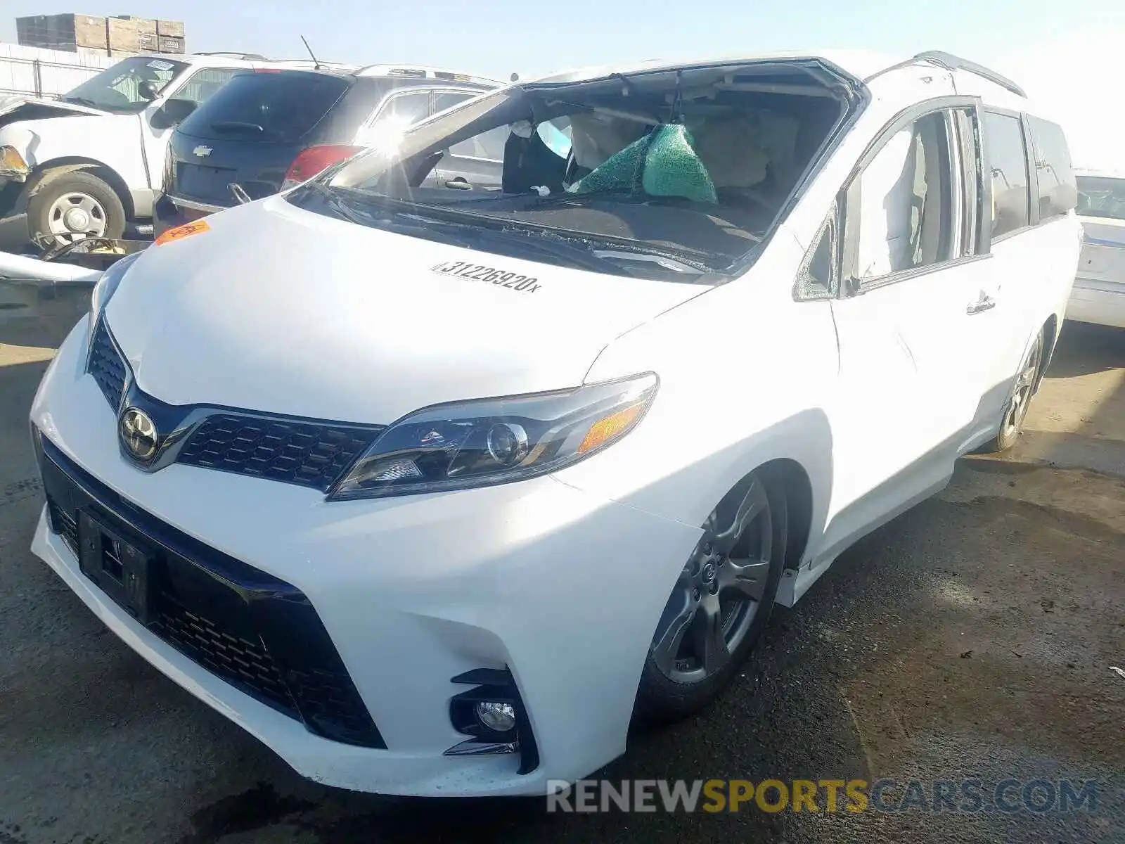 2 Photograph of a damaged car 5TDXZ3DC3KS006580 TOYOTA SIENNA 2019