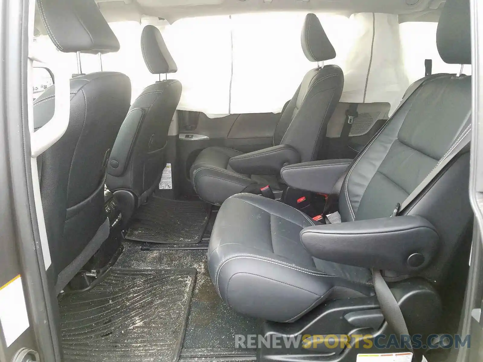 6 Фотография поврежденного автомобиля 5TDXZ3DC4KS014655 TOYOTA SIENNA 2019