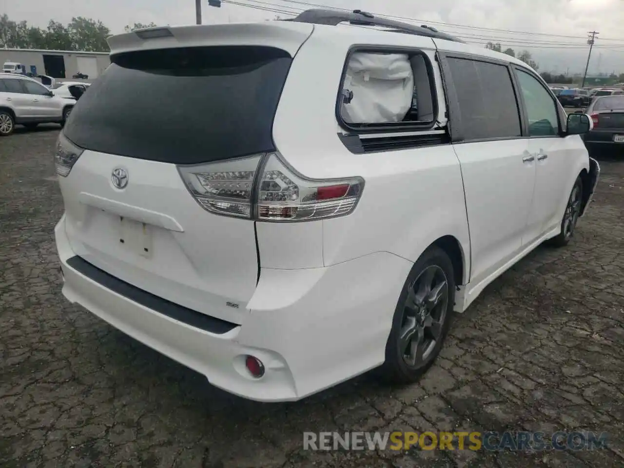 4 Фотография поврежденного автомобиля 5TDXZ3DC4KS991584 TOYOTA SIENNA 2019