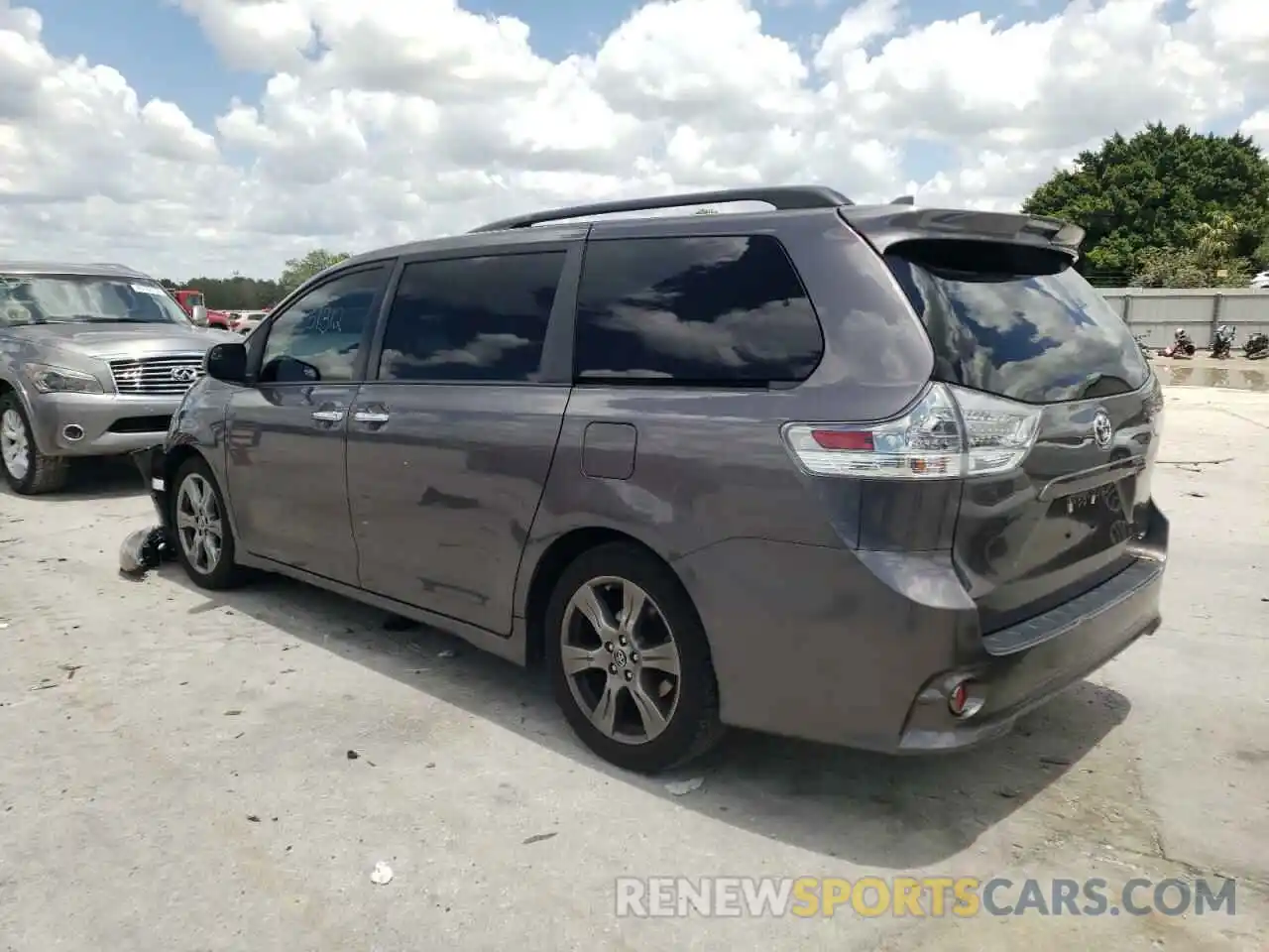 3 Фотография поврежденного автомобиля 5TDXZ3DC5KS986801 TOYOTA SIENNA 2019