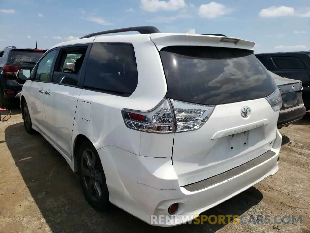 3 Фотография поврежденного автомобиля 5TDXZ3DC7KS978277 TOYOTA SIENNA 2019