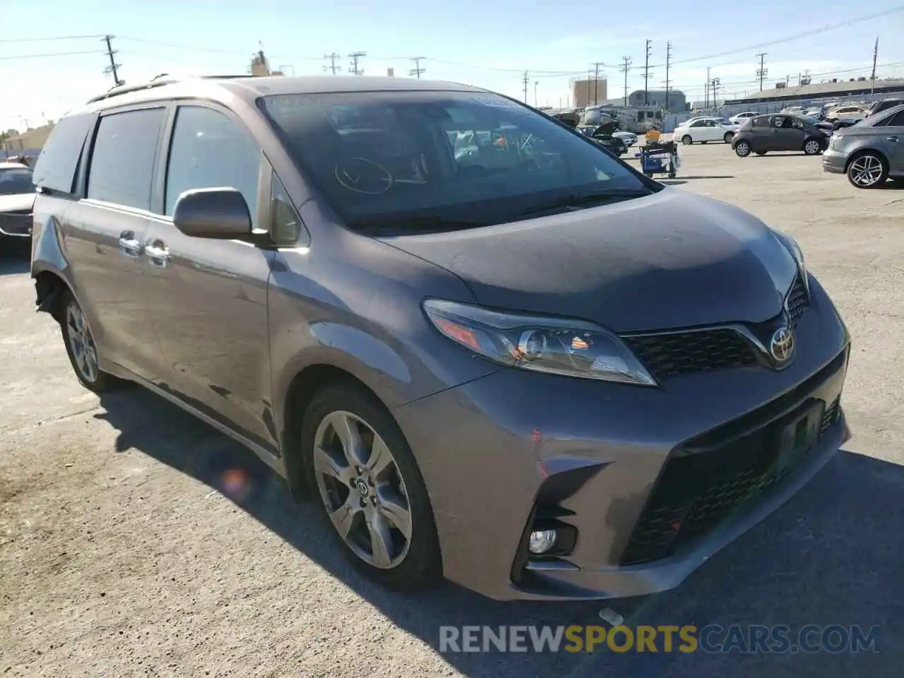 1 Photograph of a damaged car 5TDXZ3DC7KS993815 TOYOTA SIENNA 2019