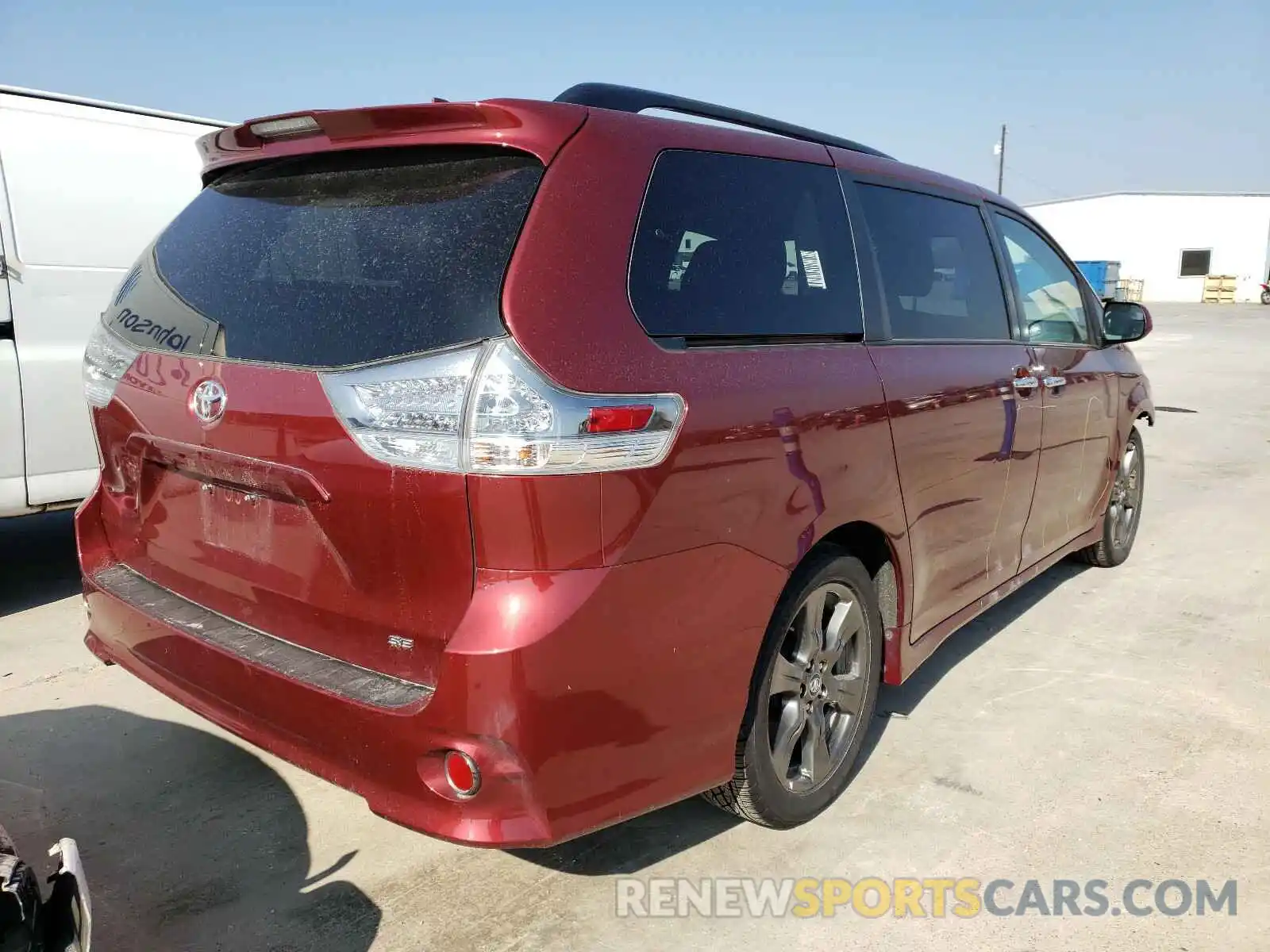 4 Фотография поврежденного автомобиля 5TDXZ3DC8KS986162 TOYOTA SIENNA 2019