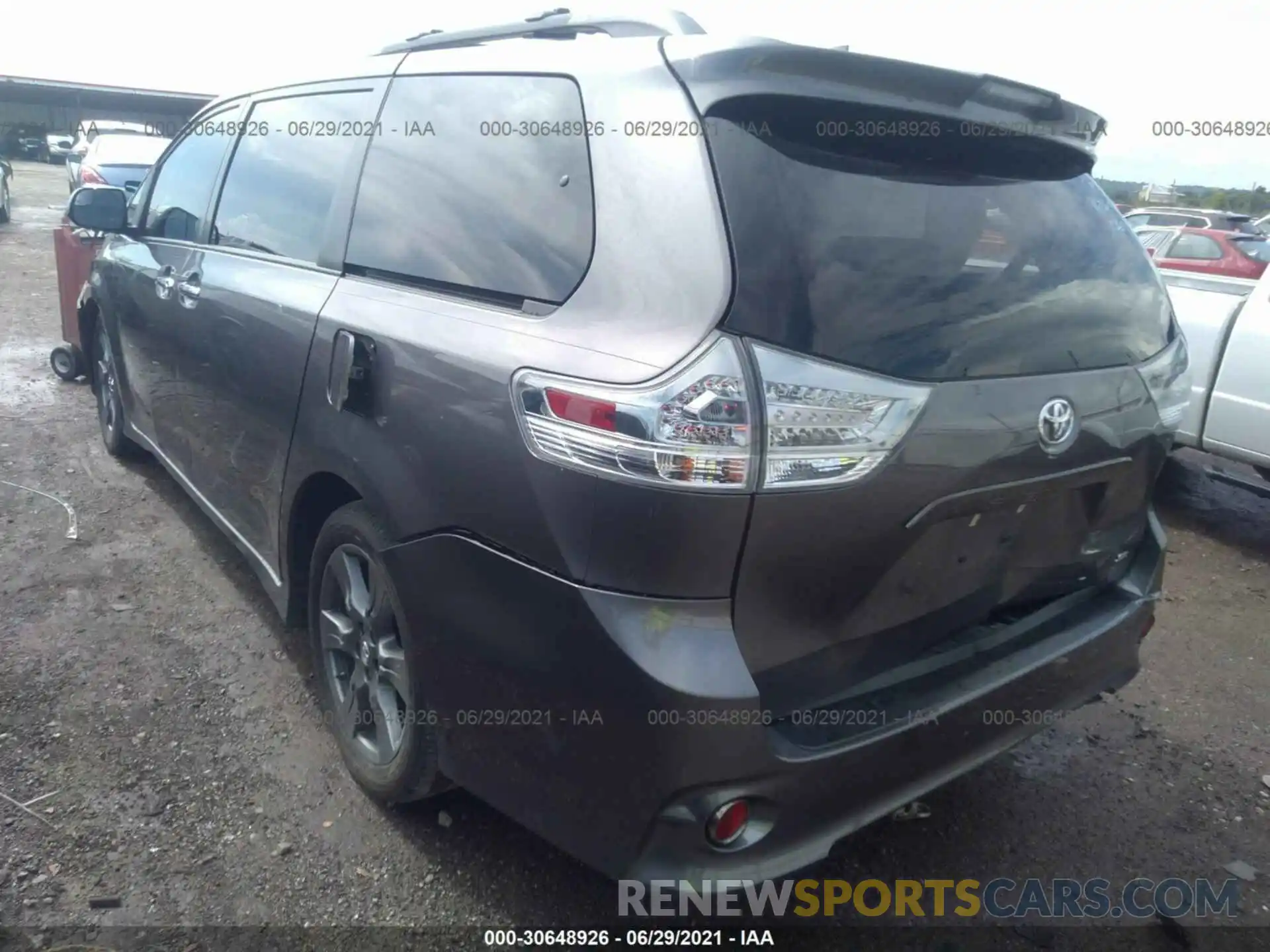 3 Фотография поврежденного автомобиля 5TDXZ3DC9KS010620 TOYOTA SIENNA 2019