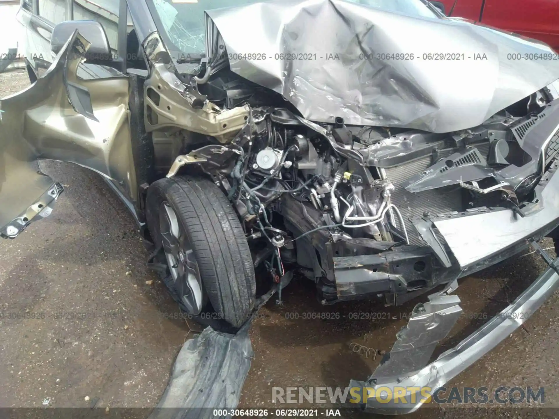 6 Photograph of a damaged car 5TDXZ3DC9KS010620 TOYOTA SIENNA 2019