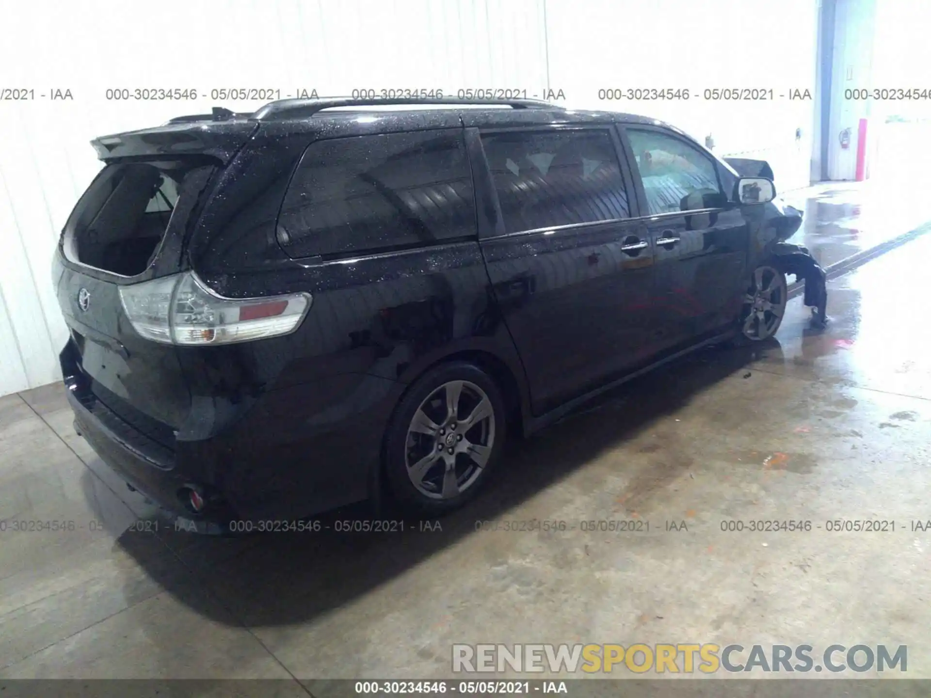 4 Фотография поврежденного автомобиля 5TDXZ3DC9KS019513 TOYOTA SIENNA 2019