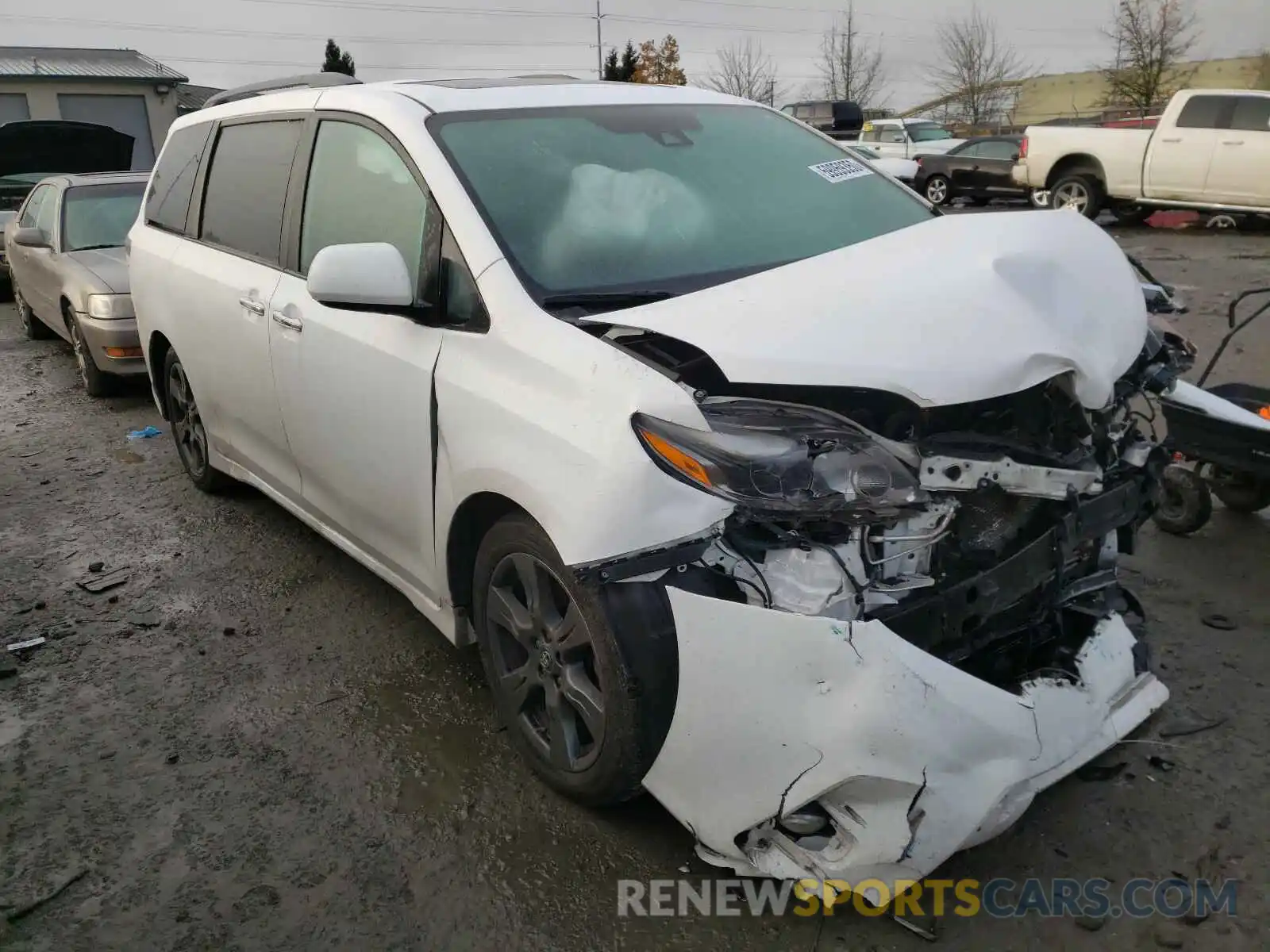 1 Photograph of a damaged car 5TDXZ3DCXKS003773 TOYOTA SIENNA 2019