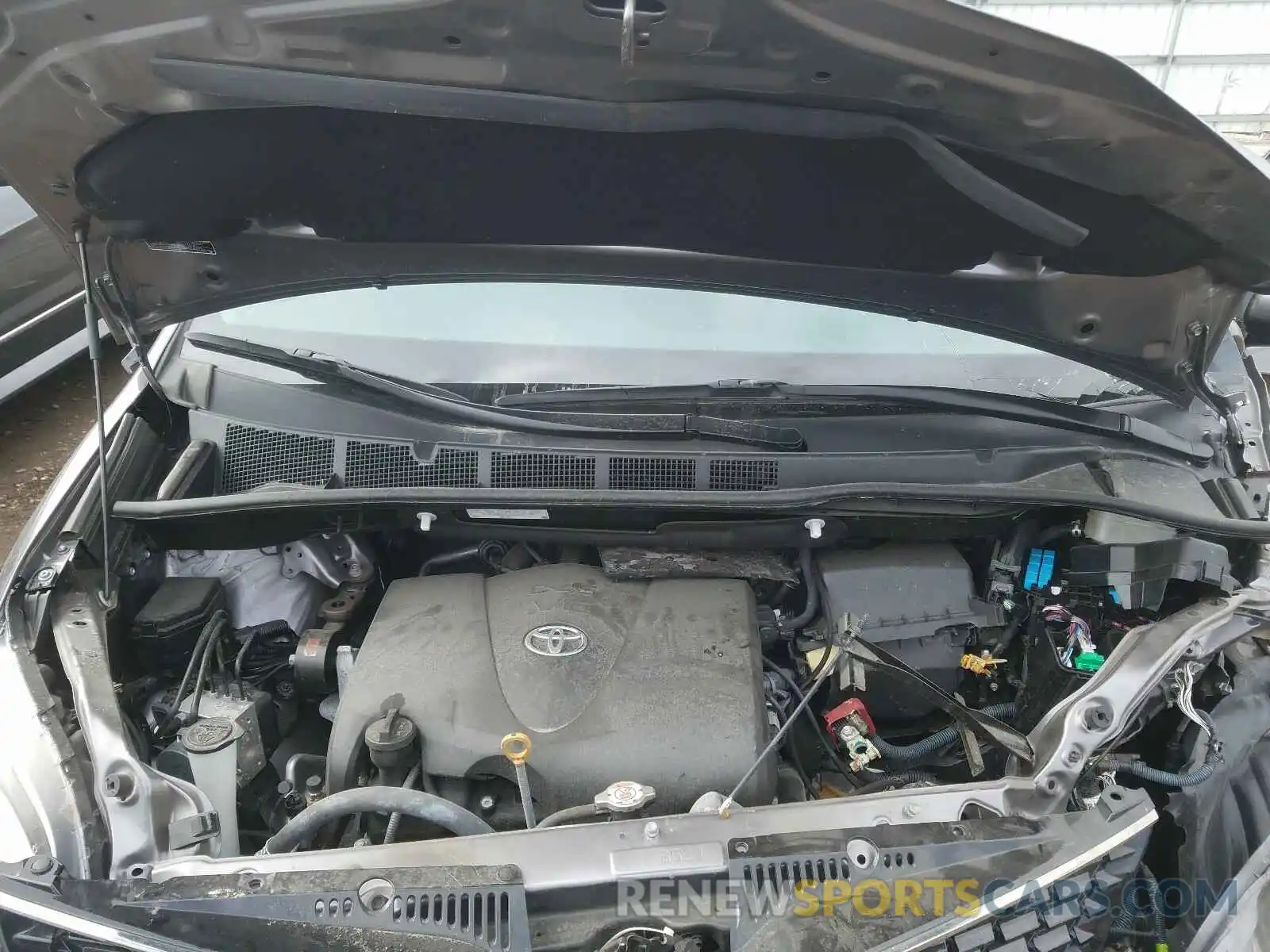 7 Photograph of a damaged car 5TDXZ3DCXKS974529 TOYOTA SIENNA 2019