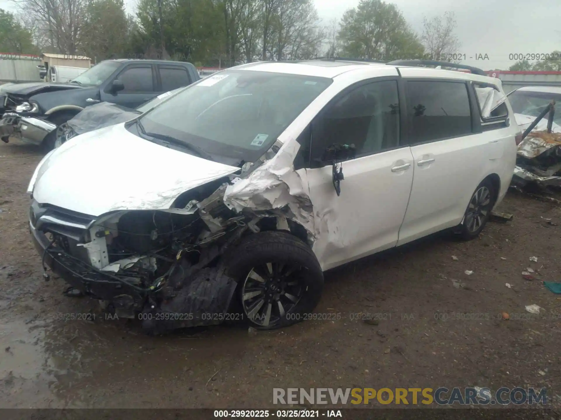 2 Фотография поврежденного автомобиля 5TDYZ3DC0KS002491 TOYOTA SIENNA 2019