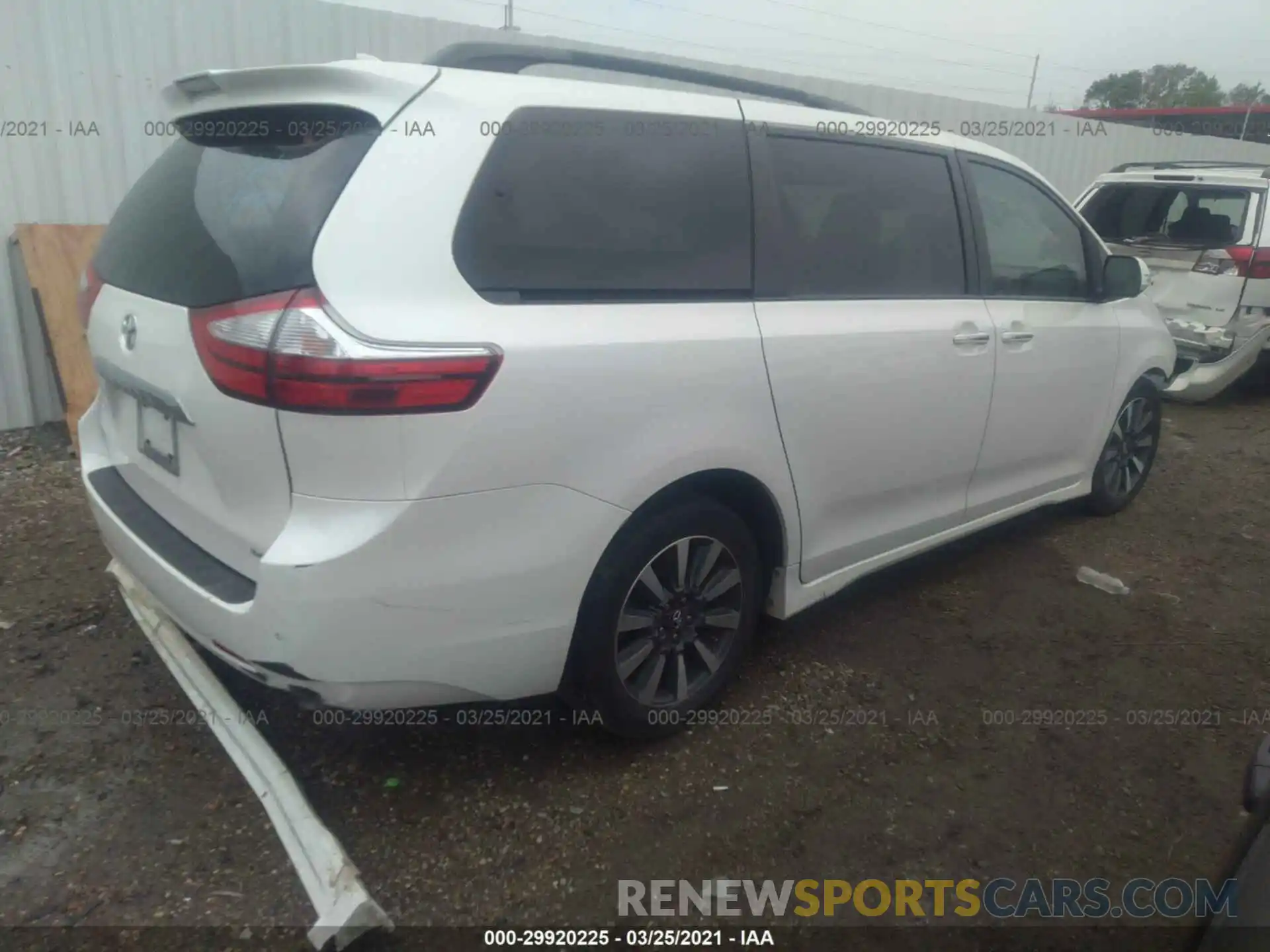 4 Фотография поврежденного автомобиля 5TDYZ3DC0KS002491 TOYOTA SIENNA 2019