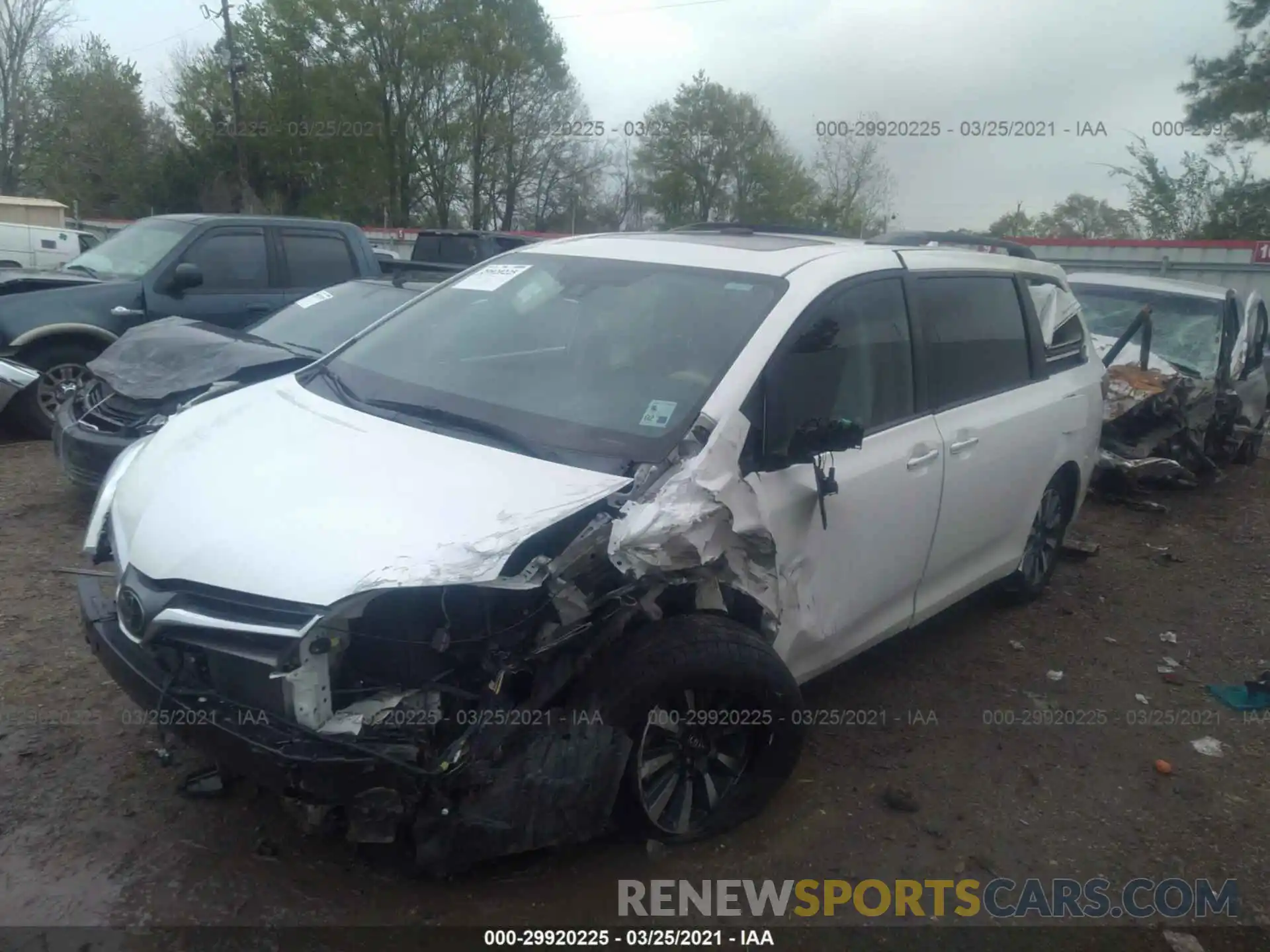 6 Photograph of a damaged car 5TDYZ3DC0KS002491 TOYOTA SIENNA 2019