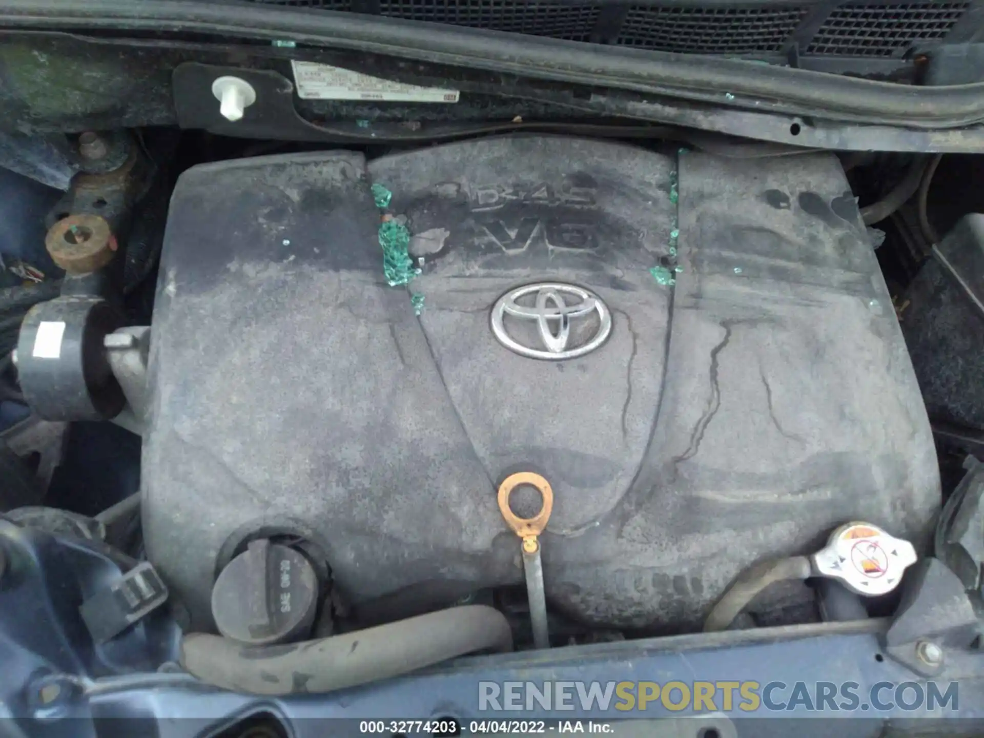 10 Photograph of a damaged car 5TDYZ3DC0KS004371 TOYOTA SIENNA 2019